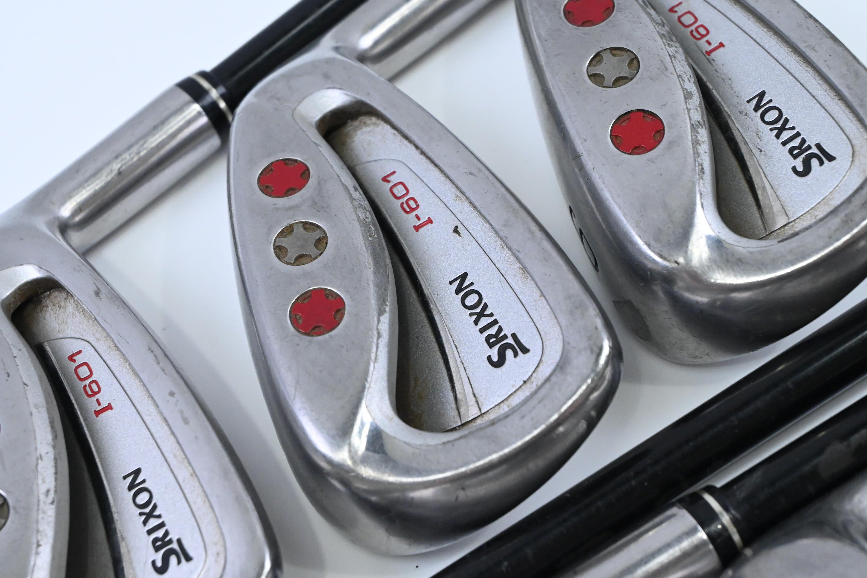 Srixon I-601 Irons / 4-PW / Regular Flex Srizon SV-3007 63 Shafts