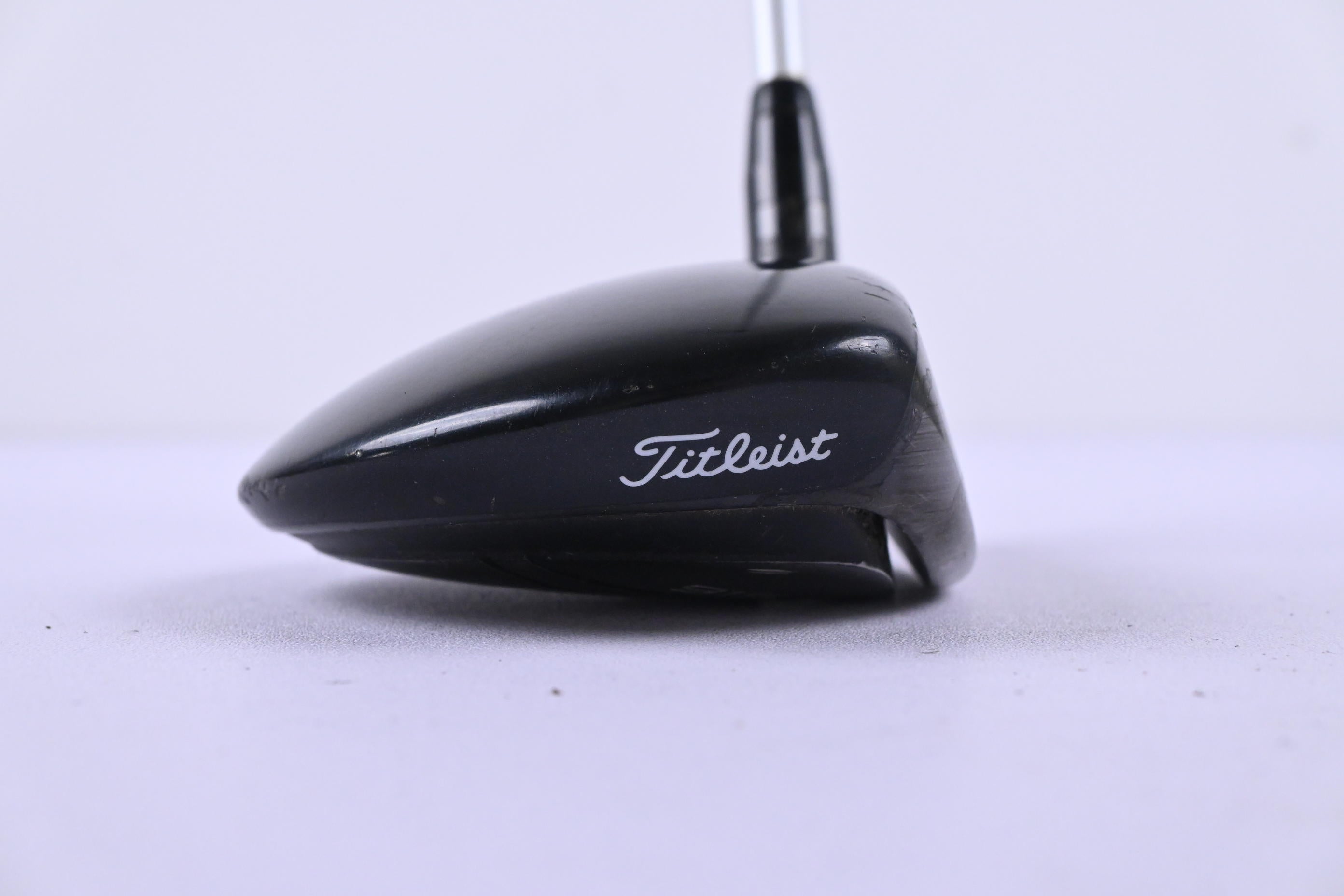Titleist 915 F #3 Wood / 16.5 Degree / Stiff Flex Aldila Rogue Black 80 Shaft