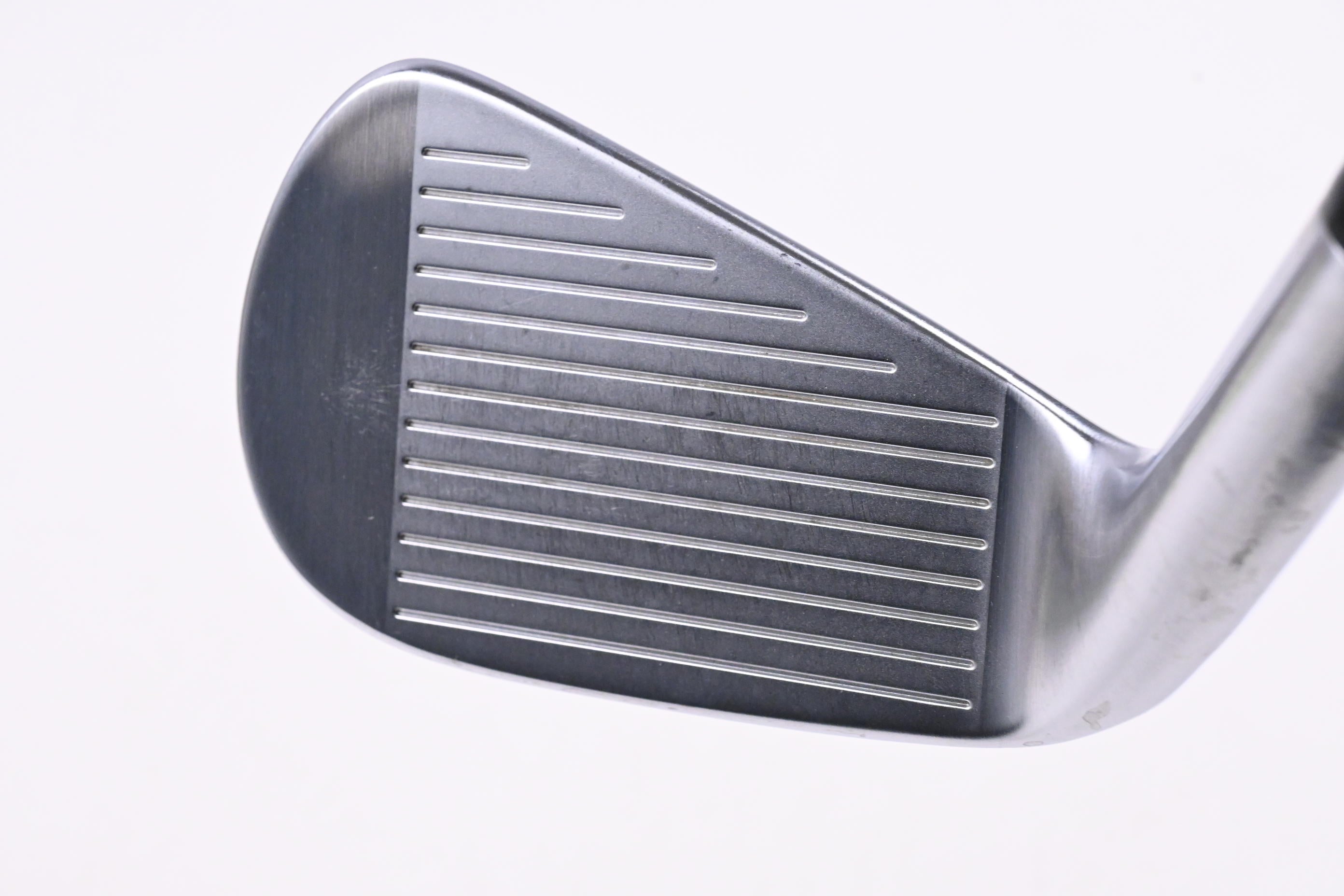 Titleist T200 2023 #7 Iron / 30.5 Degree / Stiff Flex AMT Black S300 Shaft