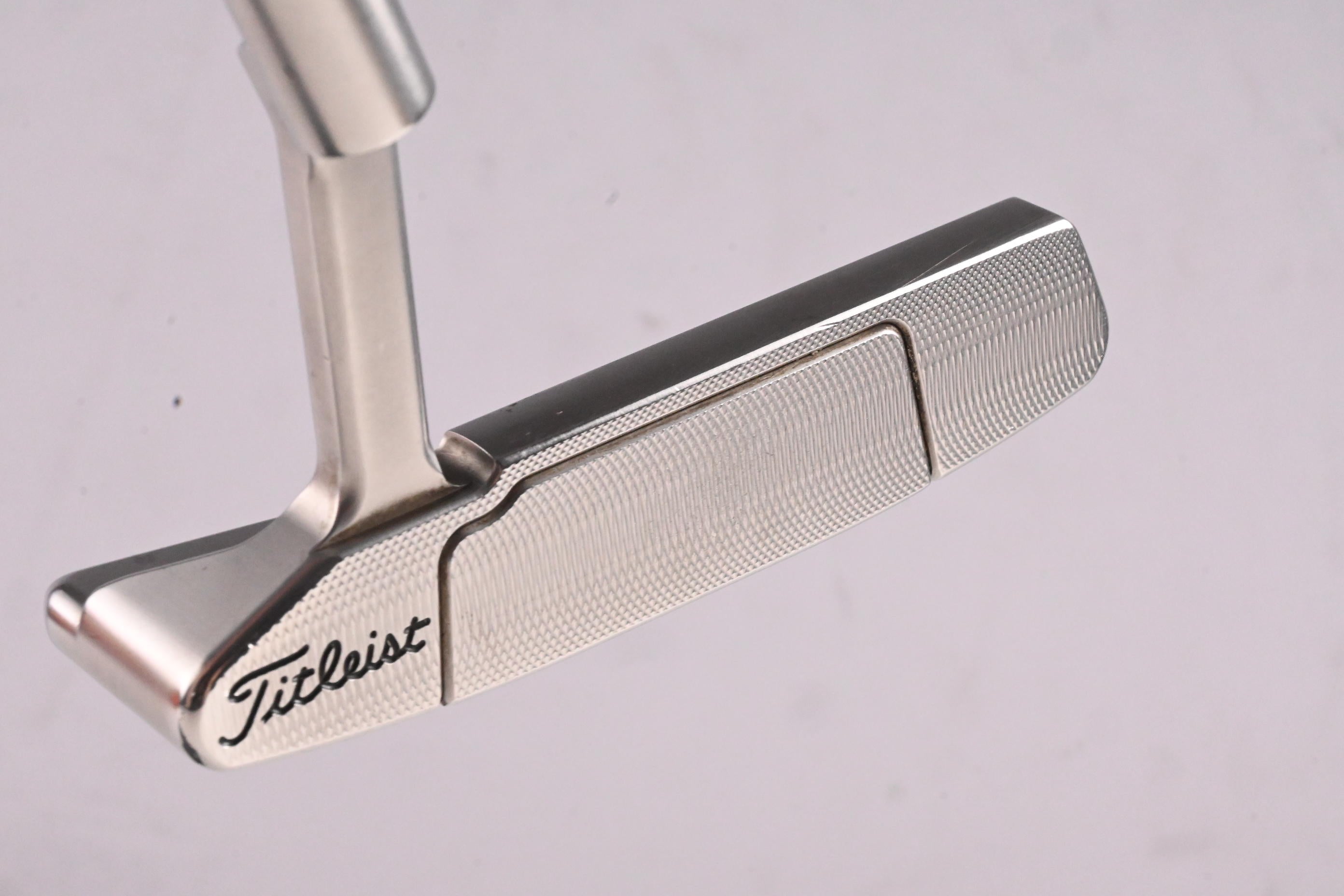 Left Hand Scotty Cameron Select Newport 2 2016 Putter / 34 Inch