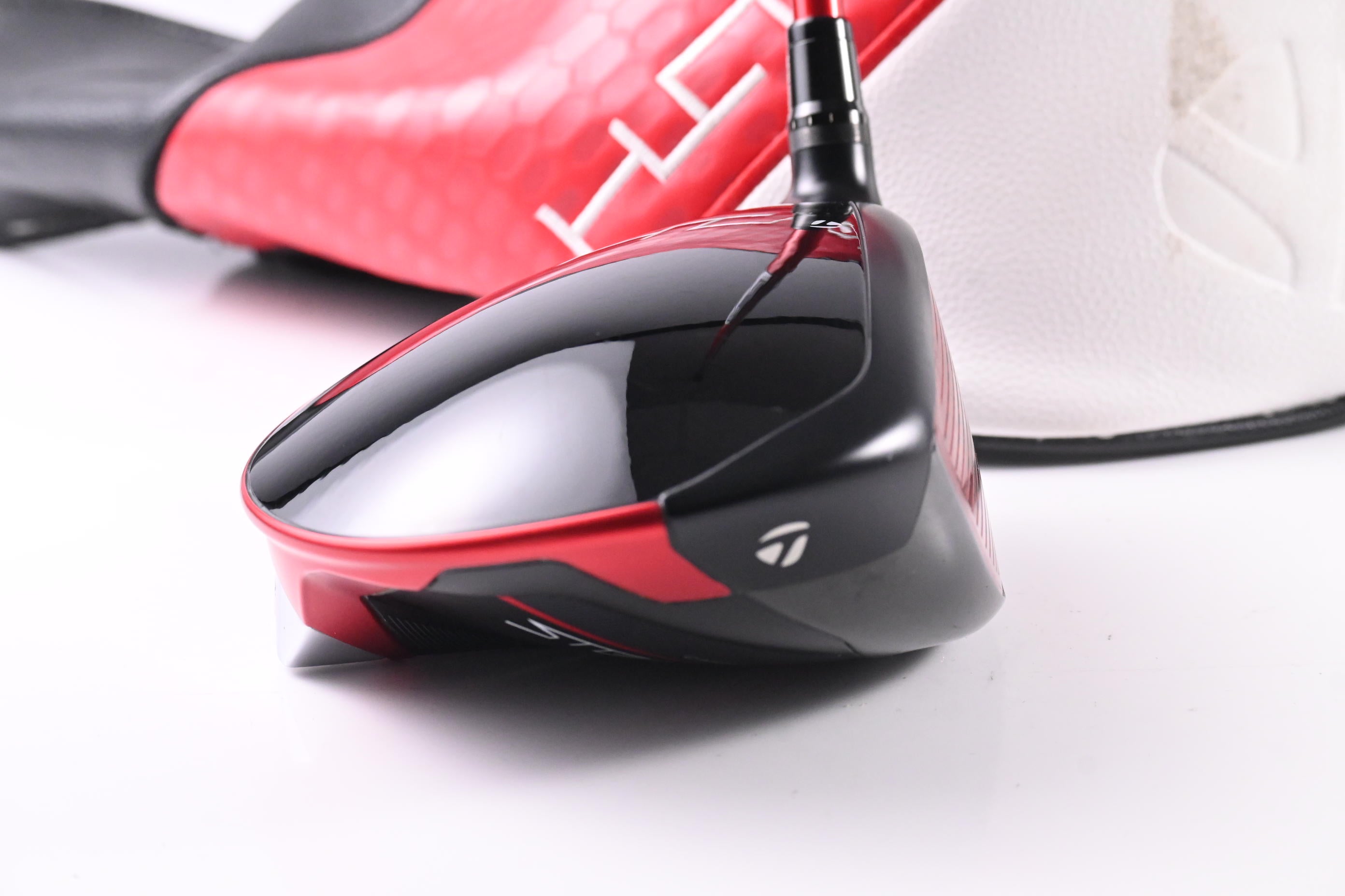 Taylormade Stealth 2 Driver / 10.5 Degree / Regular Flex Fujikura SpeederNX 50