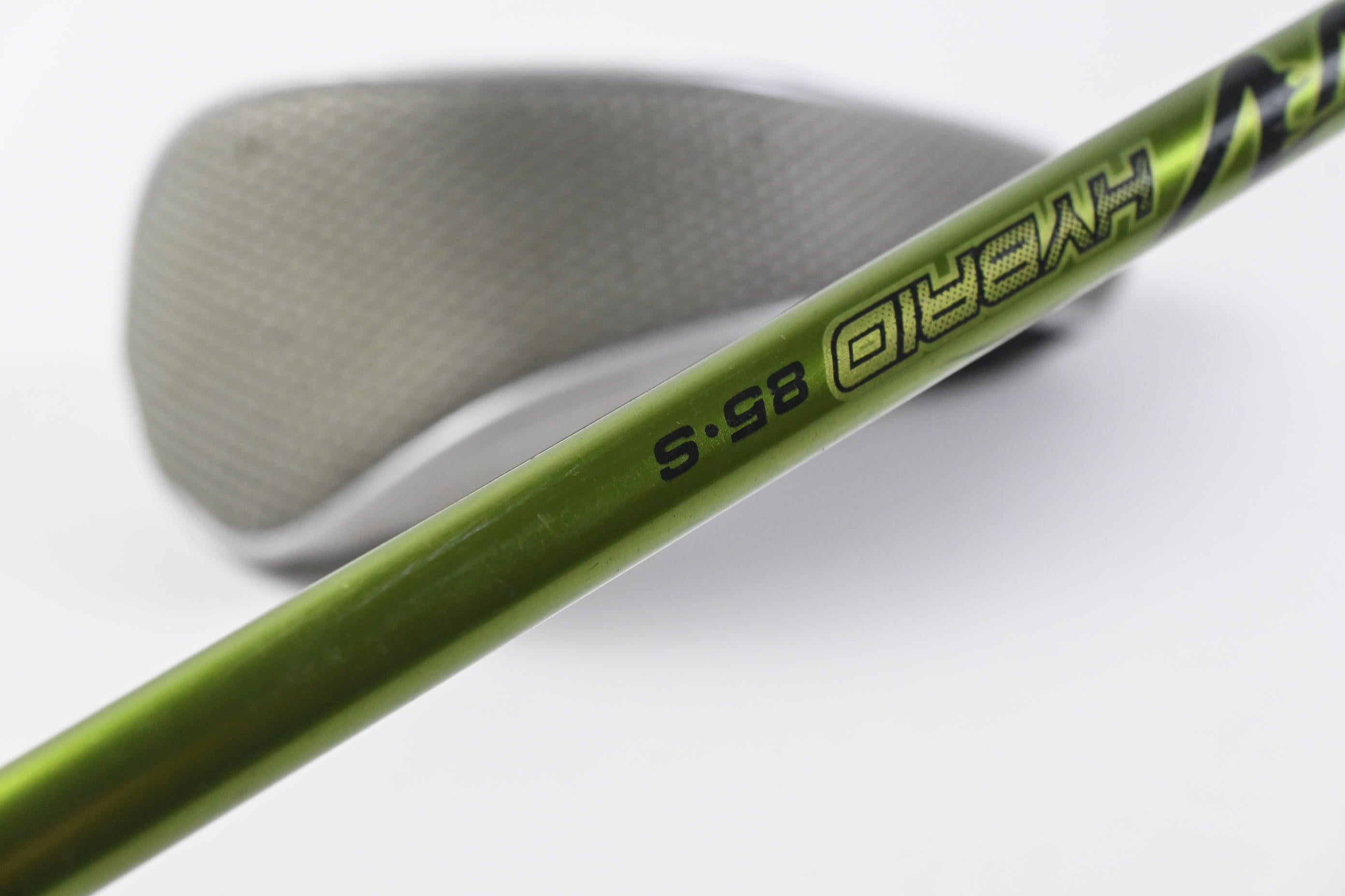 Titleist 585.H #4 Hybrid / 24 Degree / Stiff Flex Aldila NV Green 85 Shaft
