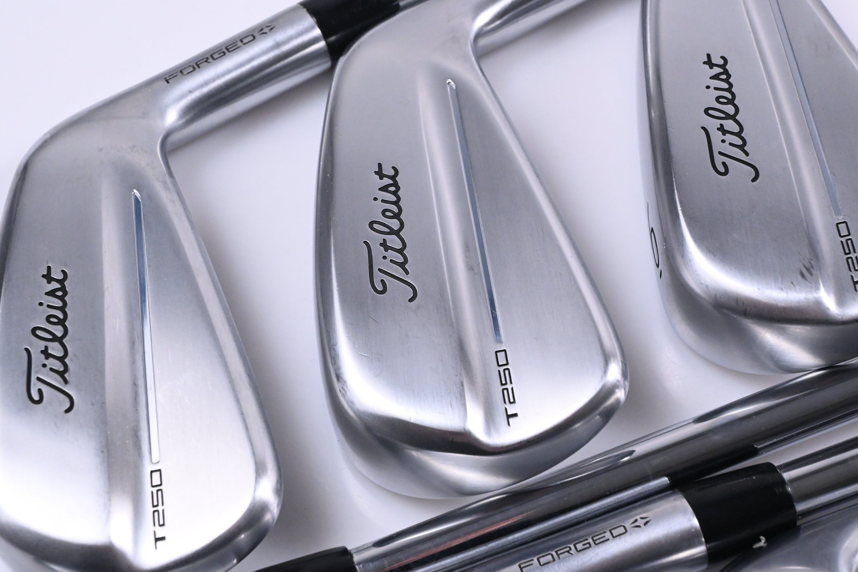 Titleist T250 2025 Irons / 4-PW / X-Flex Dynamic Gold X100 Shafts