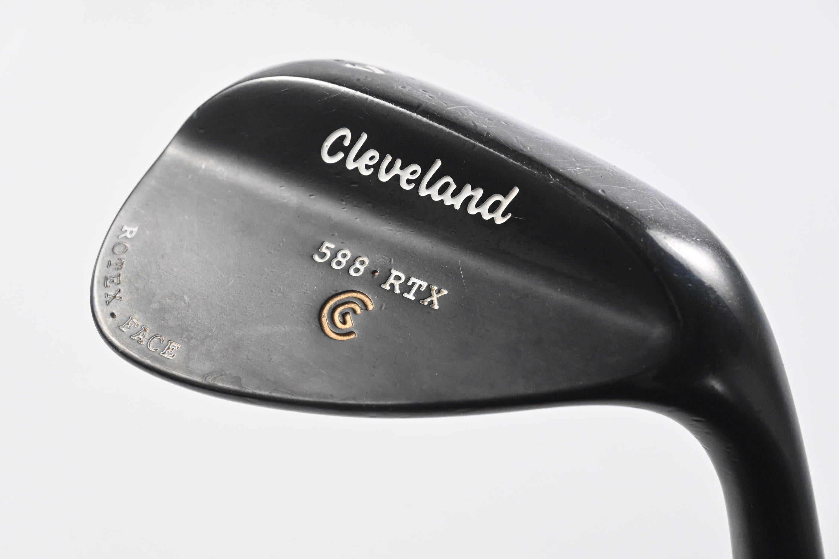 Cleveland 588 RTX Sand Wedge / 54 Degree / Wedge Flex Dynamic Gold Shaft