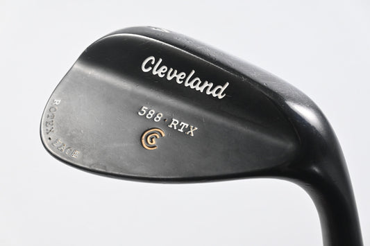 Cleveland 588 RTX Sand Wedge / 54 Degree / Wedge Flex Dynamic Gold Shaft
