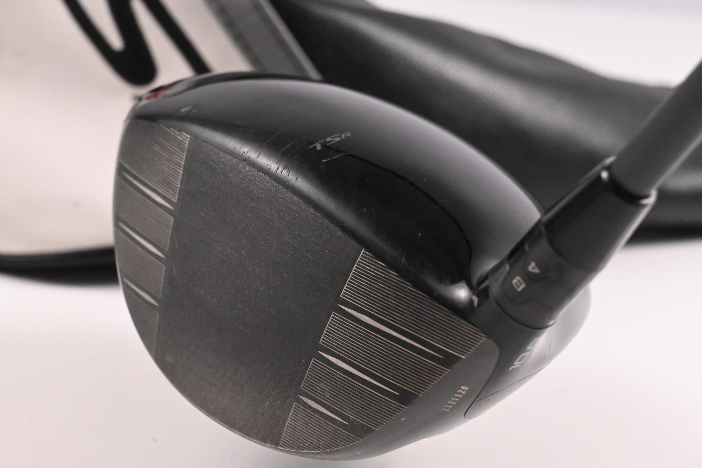 Titleist TSR4 Driver / 10 Degree / X-Flex HZRDUS Smoke Black 60 Shaft