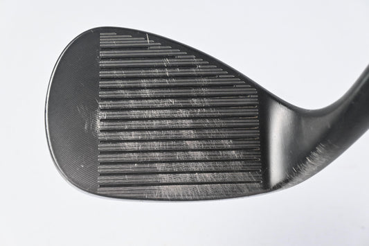 Cleveland 588 RTX Sand Wedge / 54 Degree / Wedge Flex Dynamic Gold Shaft