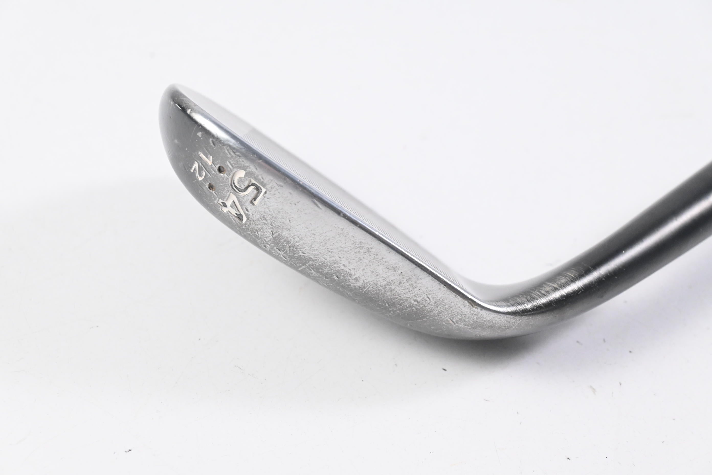 Cleveland 588 RTX Sand Wedge / 54 Degree / Wedge Flex Dynamic Gold Shaft