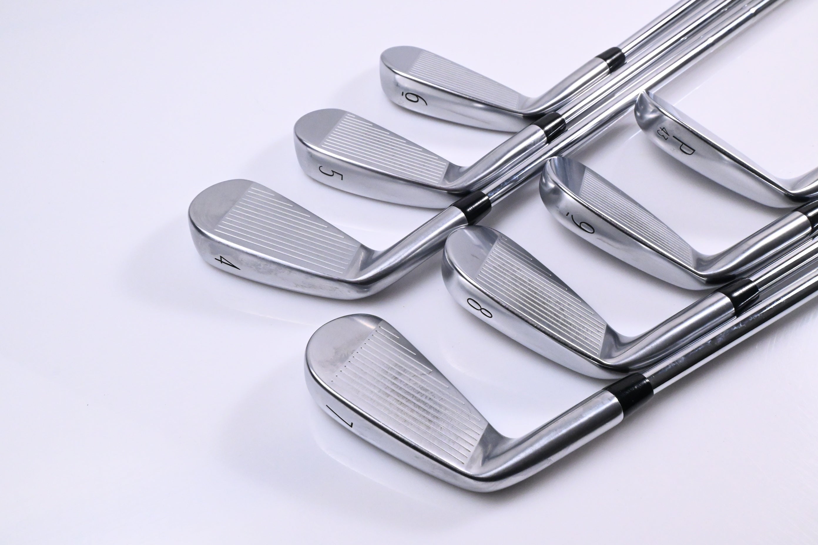 Titleist T250 2025 Irons / 4-PW / X-Flex Dynamic Gold X100 Shafts