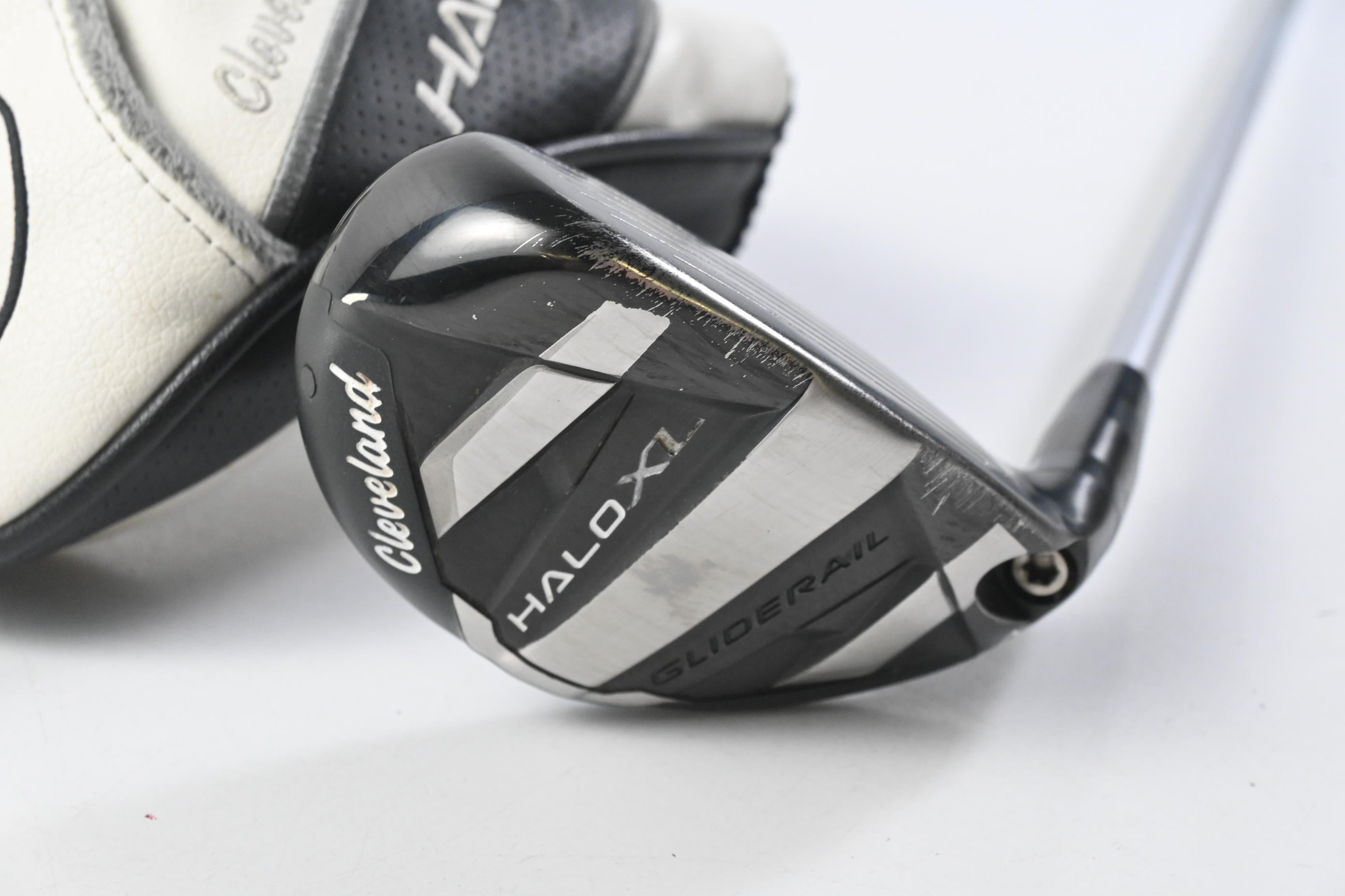Cleveland Halo XL #4 Hybrid / 21 Degree / Senior Flex Aldila Ascent 50 Shaft
