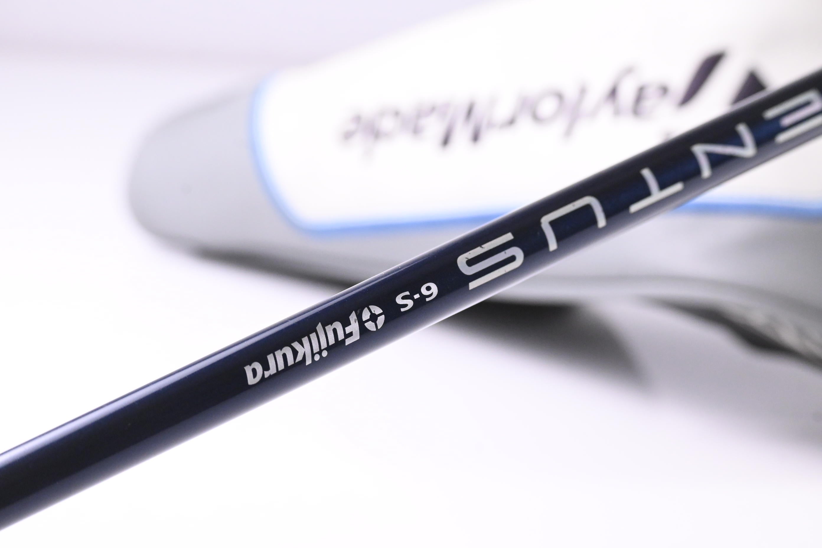 Taylormade SIM Driver / 9 Degree / Stiff Flex Fujikura Ventus Blue 6 Shaft