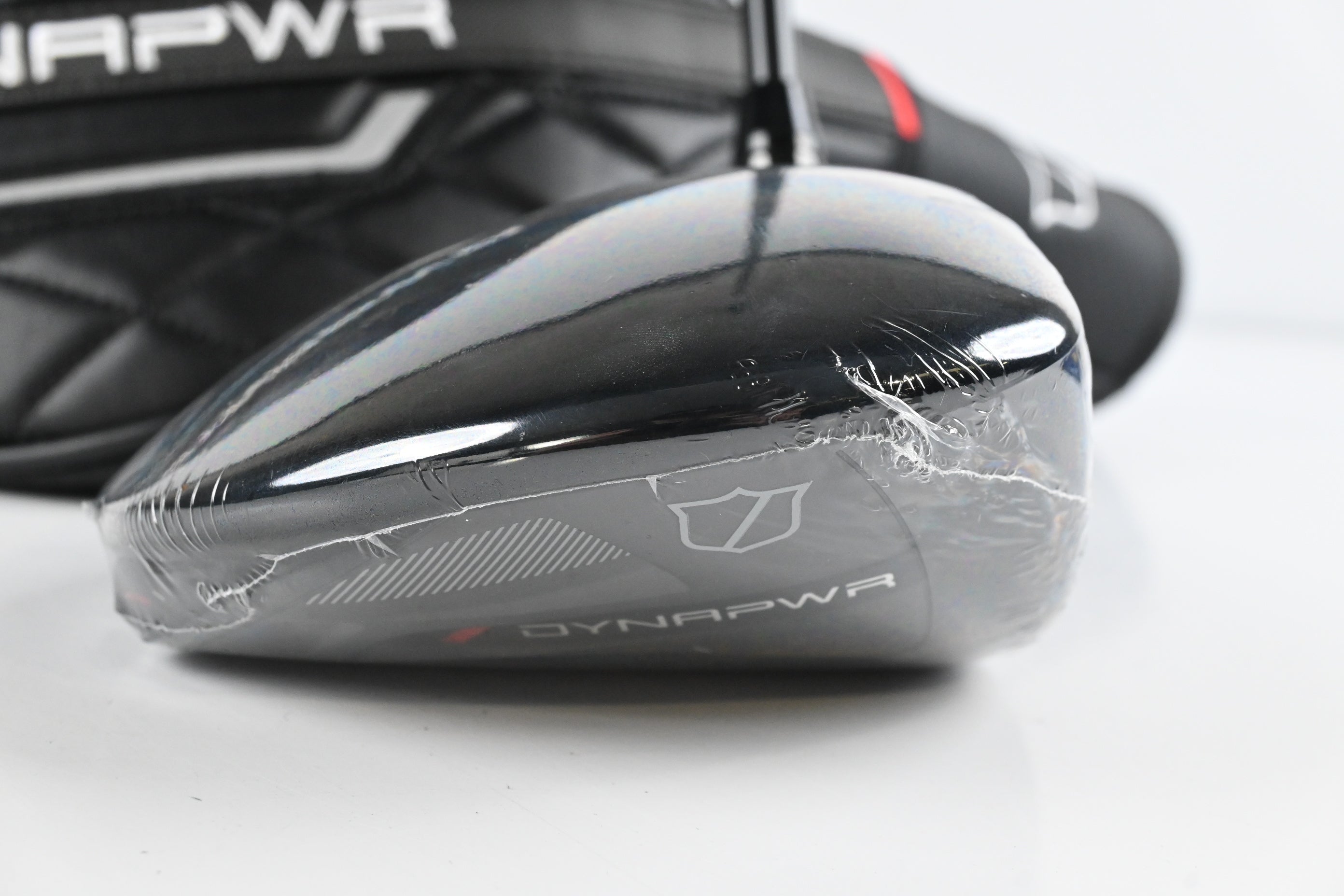 Wilson DYNAPWR 2025 Max Driver / 10.5 Degree / X-Flex Denali Black 60 Shaft
