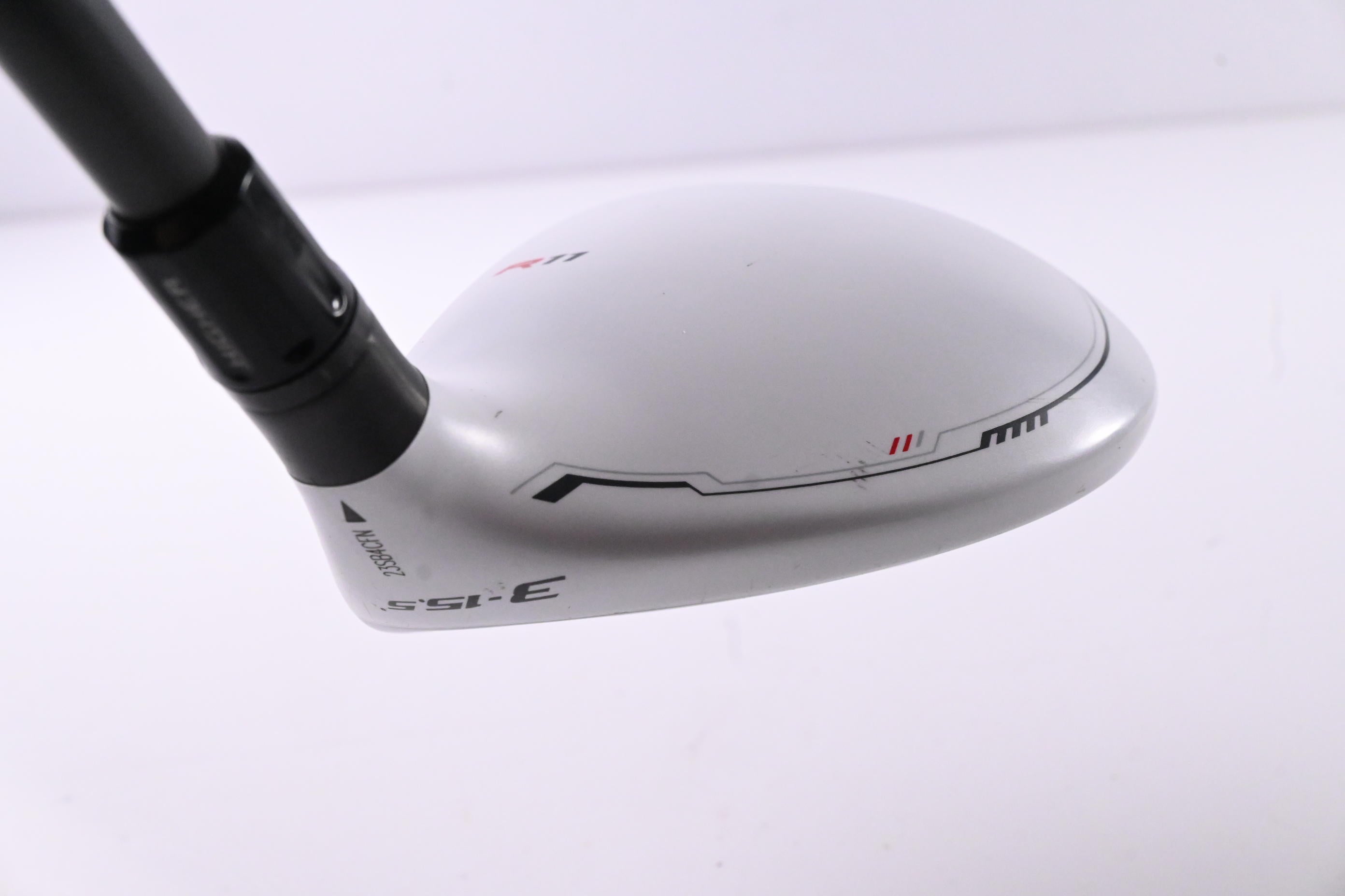 Taylormade R11S #3 Wood / 15.5 Degree / Regular Flex Aldila RIP Phenom 70 Shaft