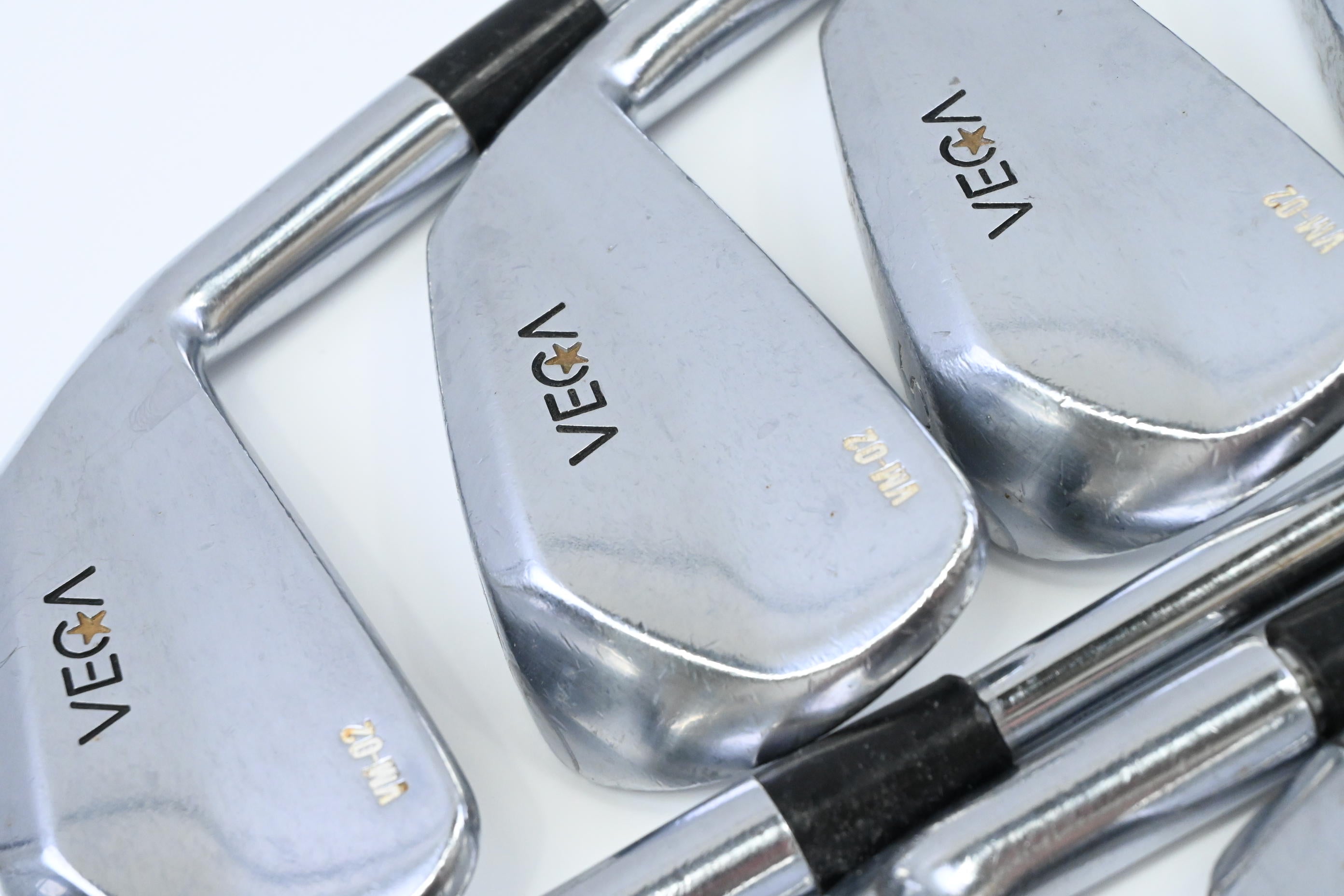 Vega VM-02 Irons / 3-PW / TX-Flex NS Pro Modus 3 Tour 120 Shafts