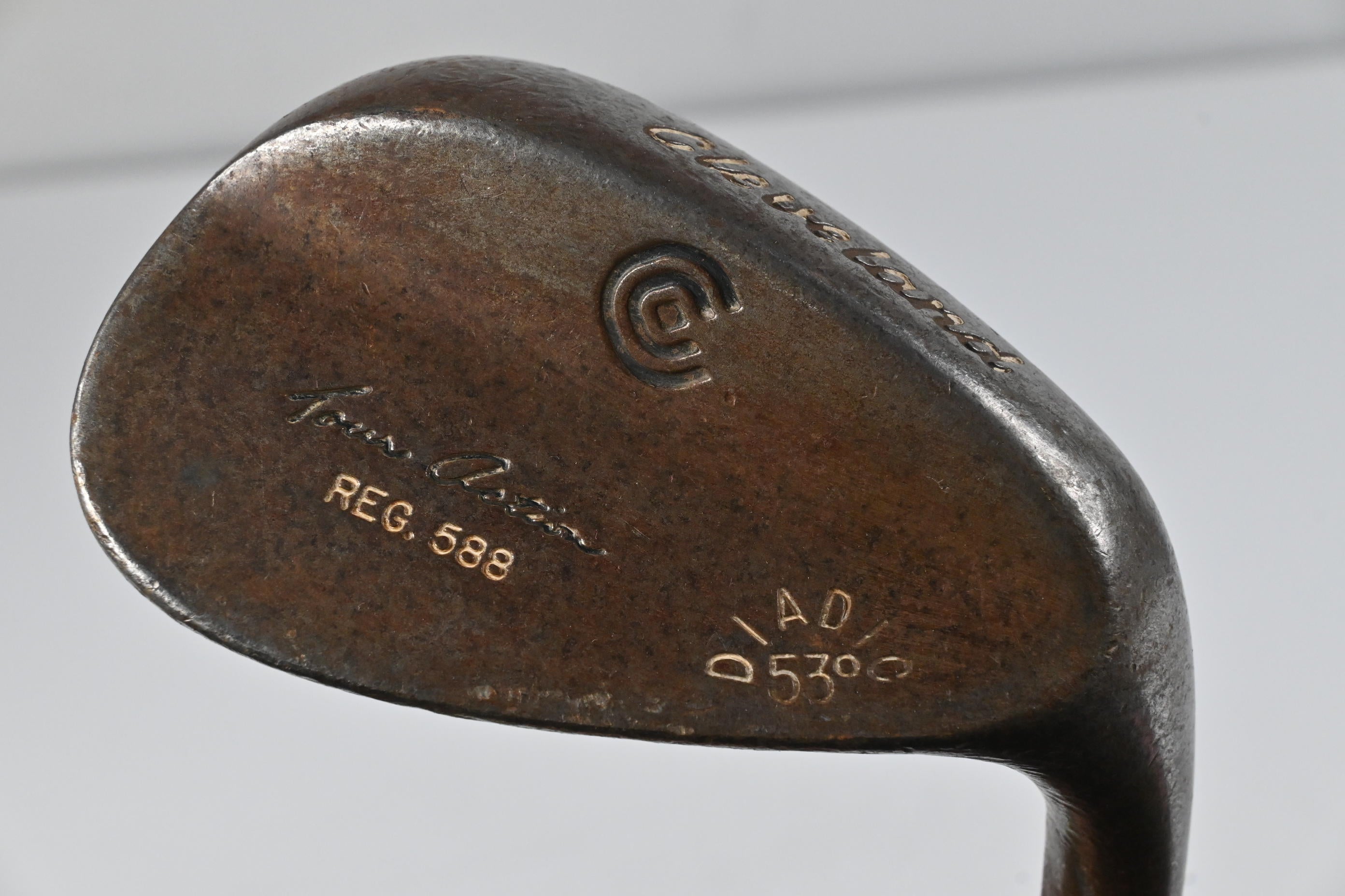 Cleveland 588 Tour Action Gap Wedge / 53 Degree / Wedge Flex Steel Shaft
