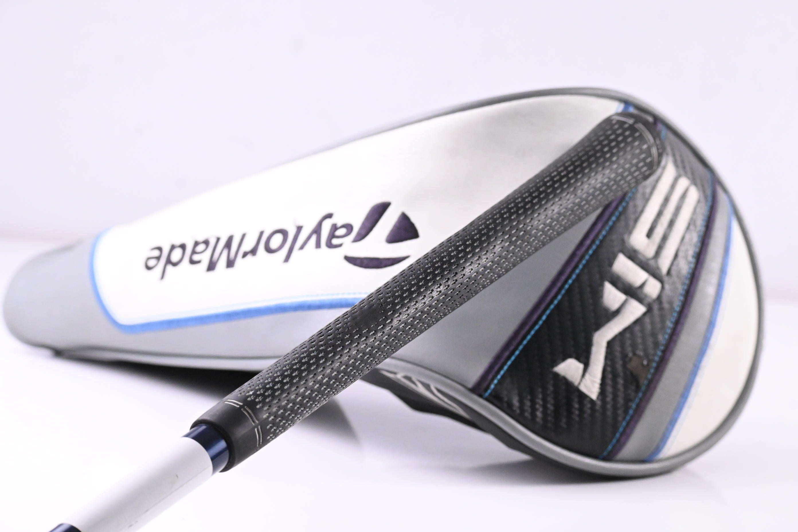 Taylormade SIM Driver / 9 Degree / Stiff Flex Fujikura Ventus Blue 6 Shaft