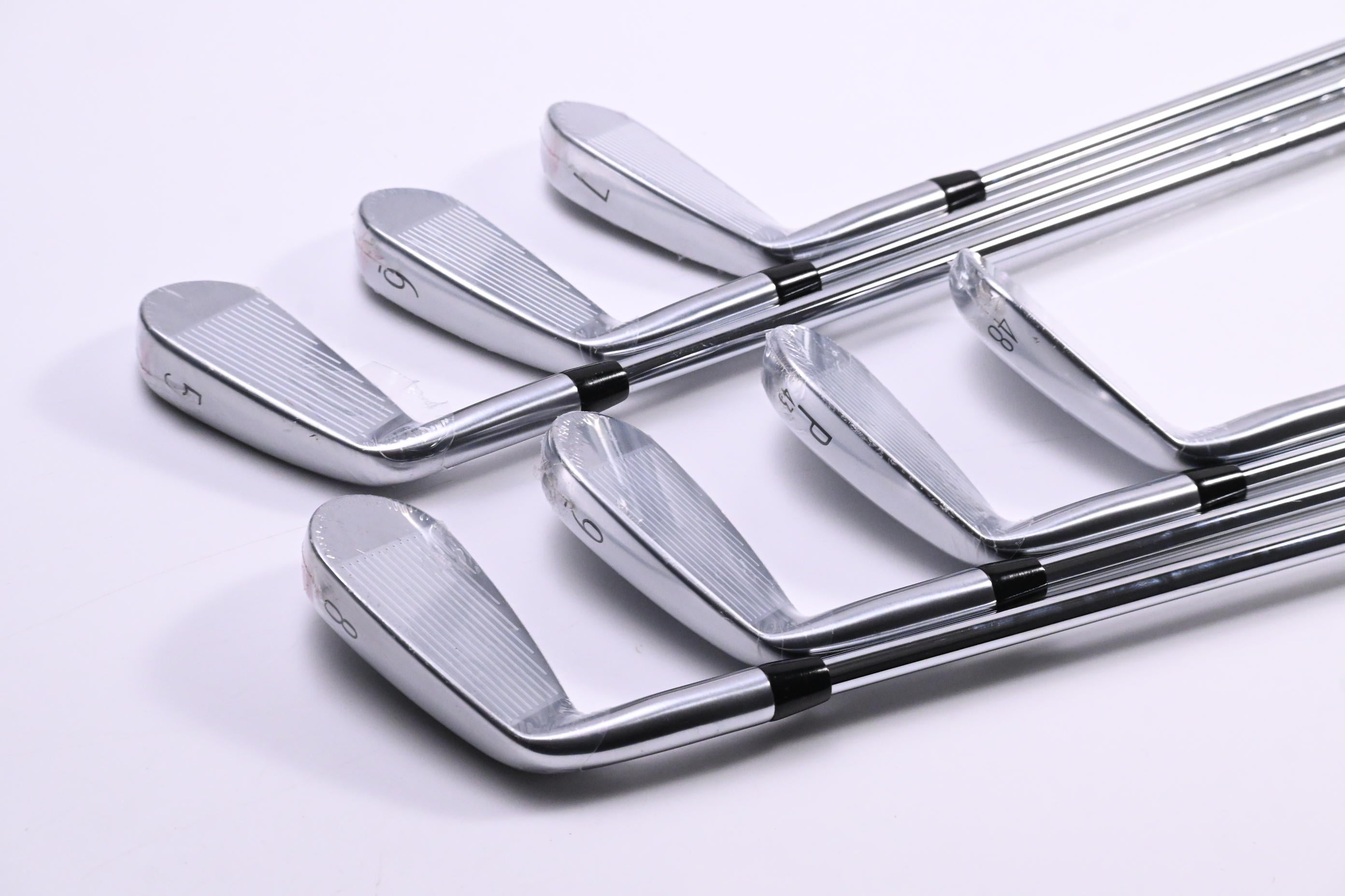 Titleist T250 2025 Irons / 5-PW+48° / Stiff Flex AMT Black Shafts
