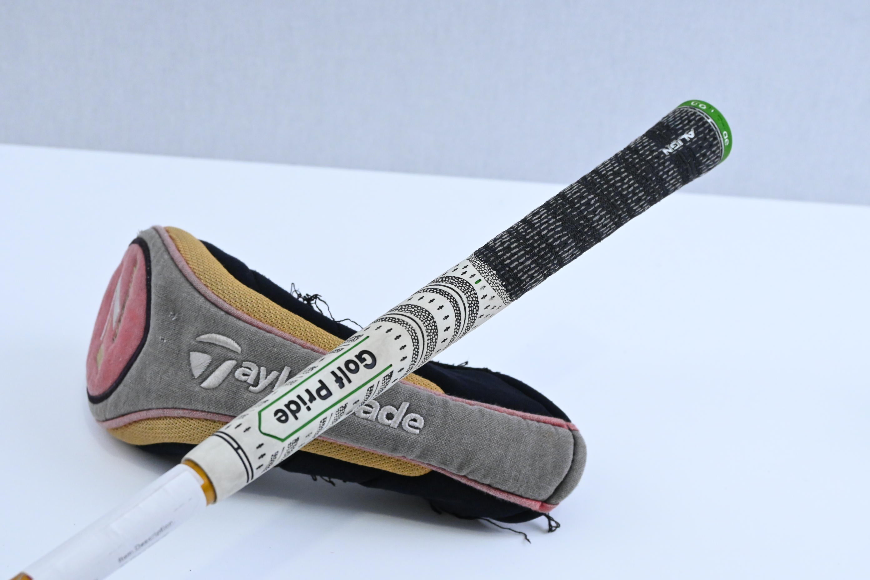 Taylormade R7 Draw #4 Hybrid / 22 Degree / Regular Flex Taylormade Reax 55
