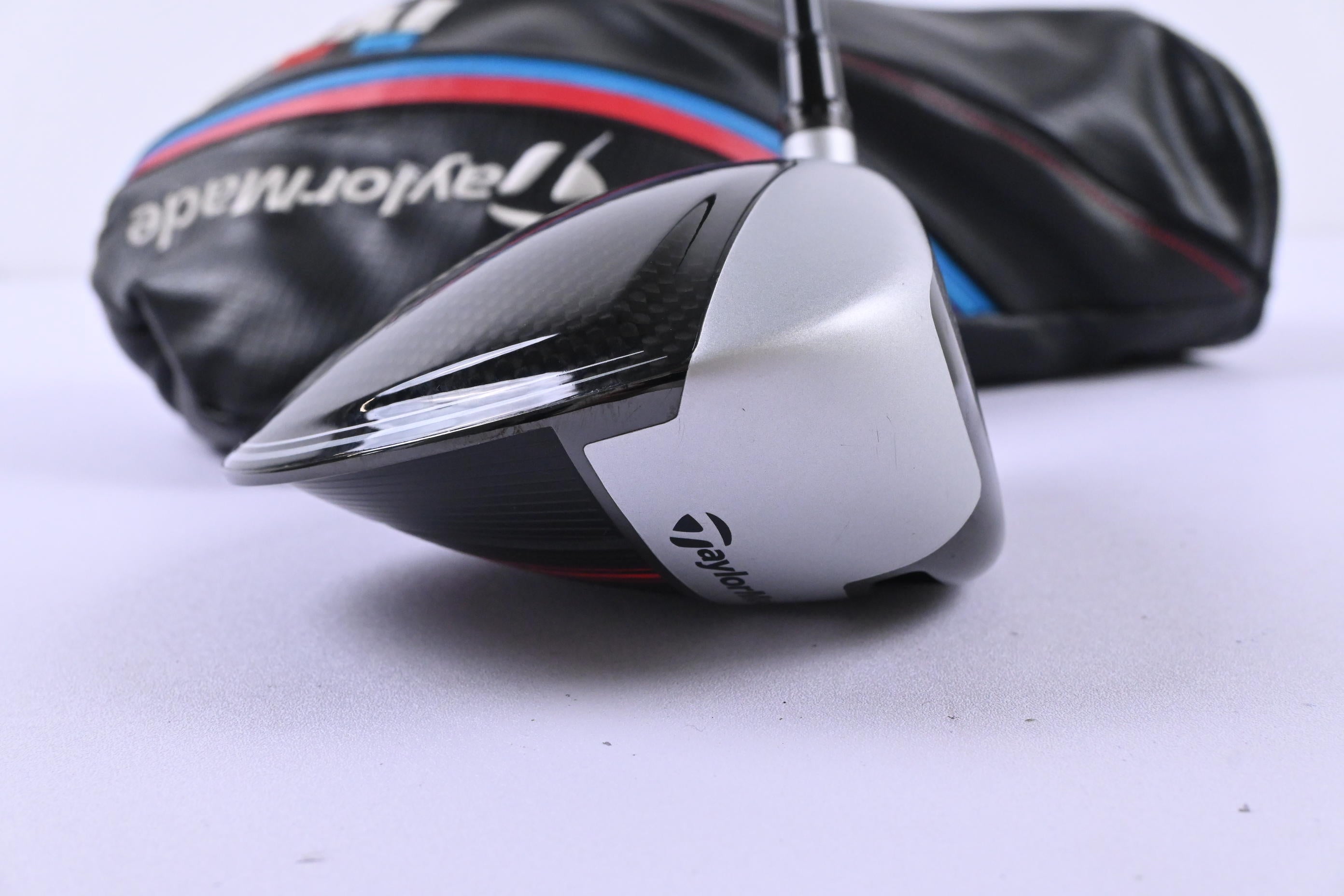 Taylormade M4 D-Type Driver / 10.5 Degree / Regular Flex Fujikura Atmos Red 5