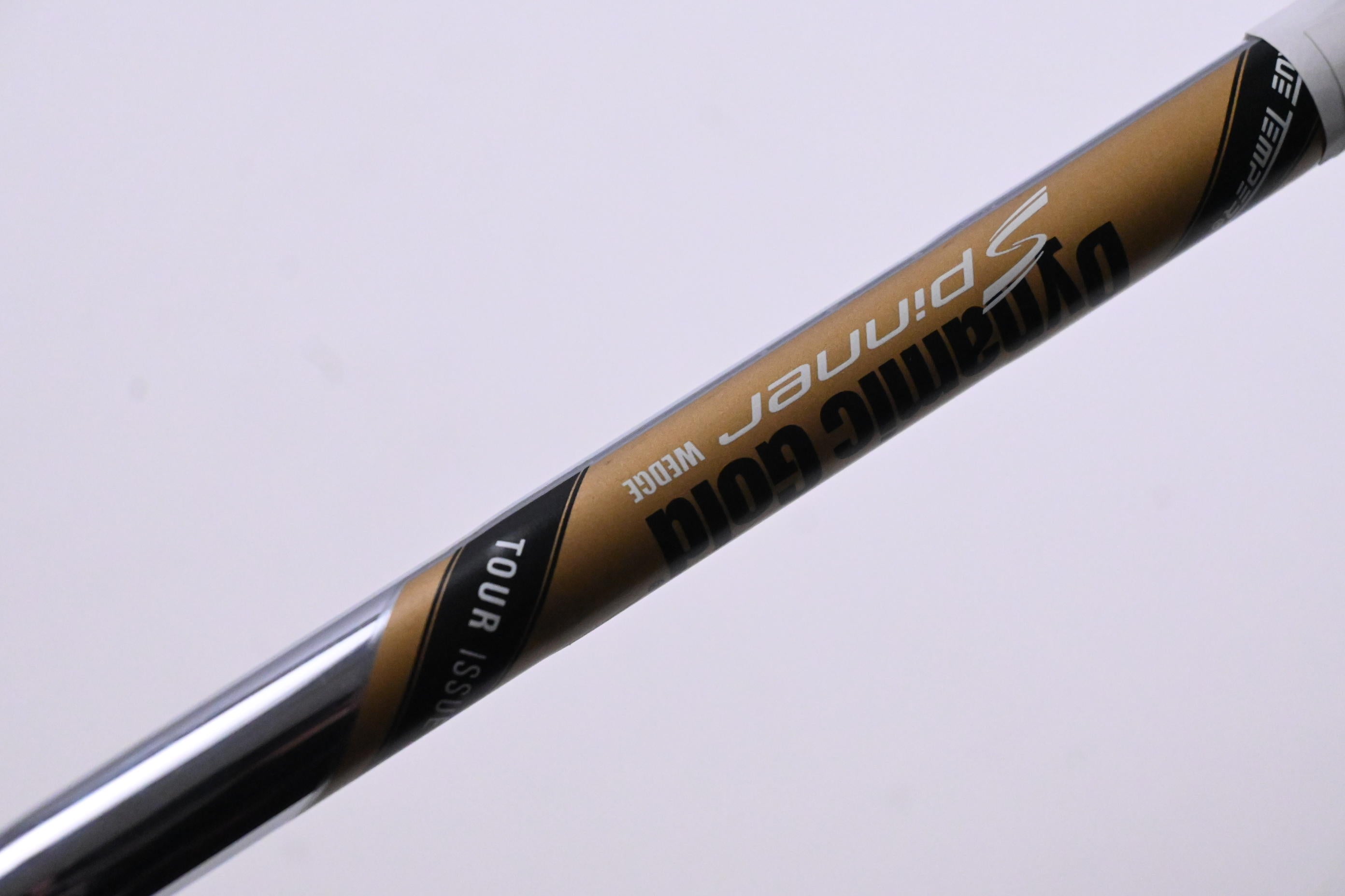 Cleveland RTX 6 Zipcore Gap Wedge / 52 Degree / Wedge Flex Dynamic Gold Spinner