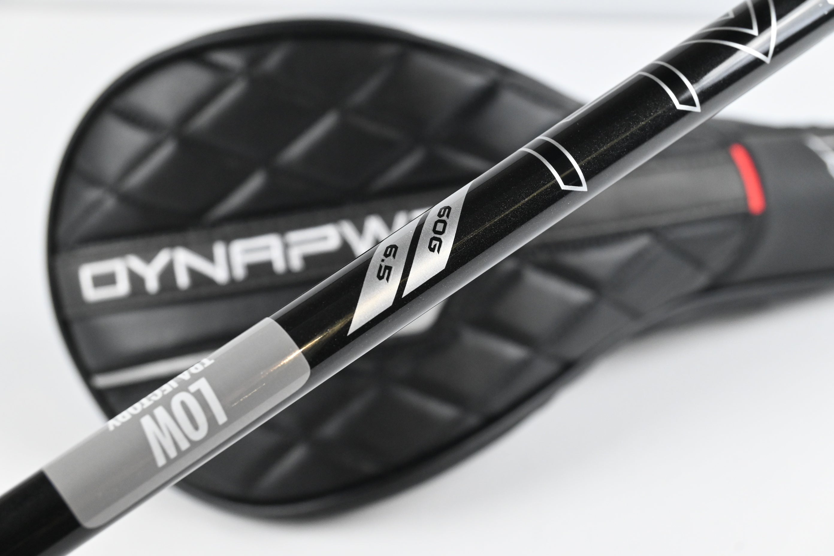 Wilson DYNAPWR 2025 Max Driver / 10.5 Degree / X-Flex Denali Black 60 Shaft