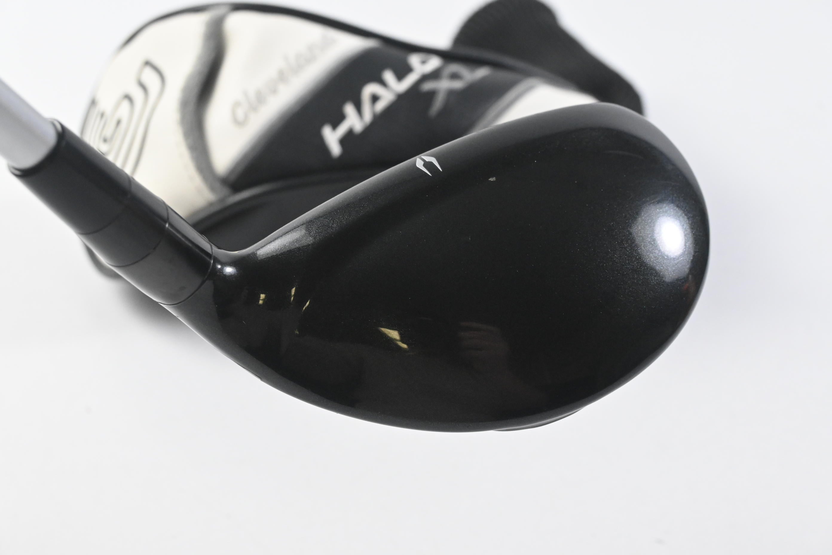 Cleveland Halo XL #4 Hybrid / 21 Degree / Senior Flex Aldila Ascent 50 Shaft