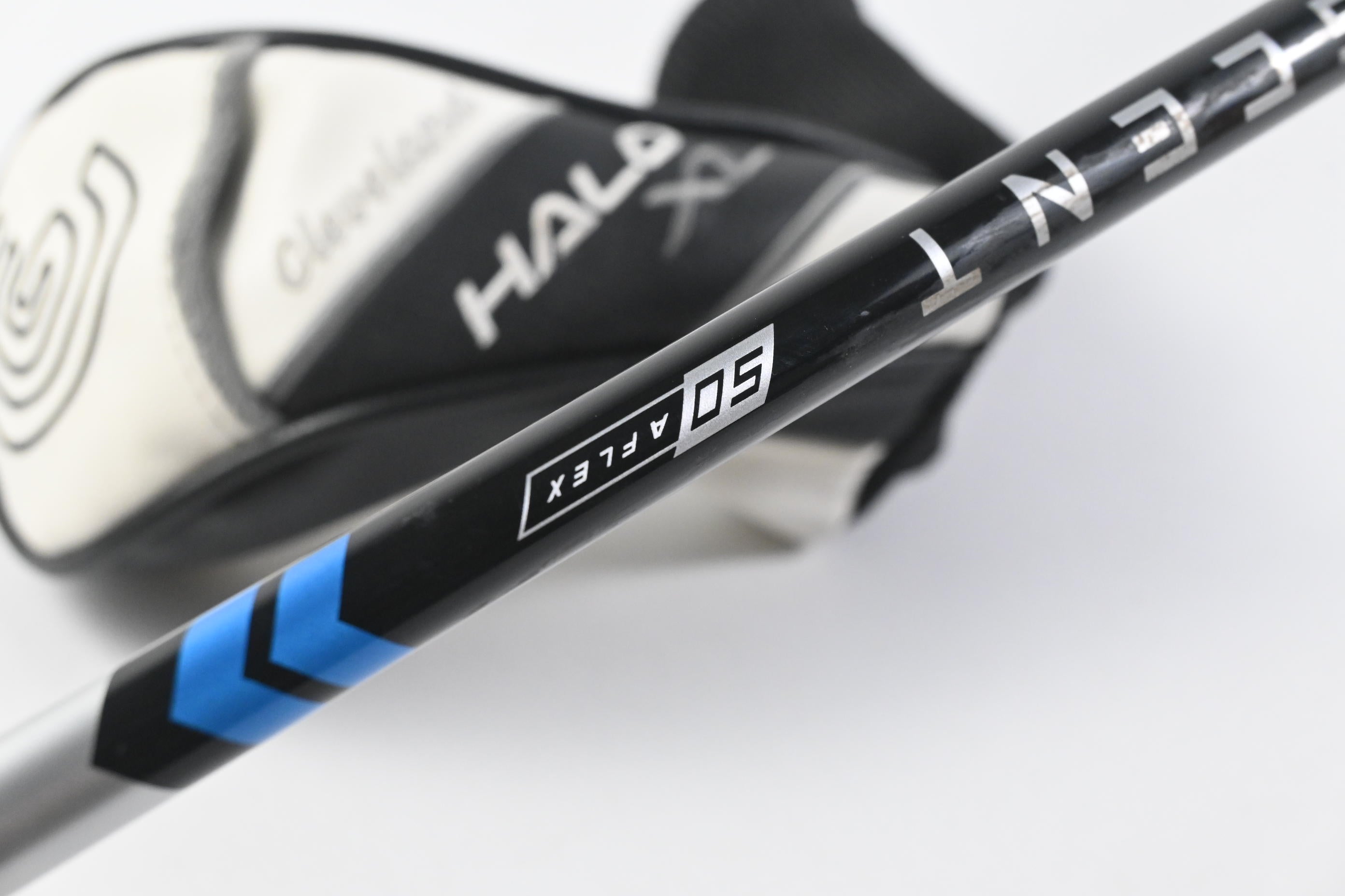 Cleveland Halo XL #4 Hybrid / 21 Degree / Senior Flex Aldila Ascent 50 Shaft
