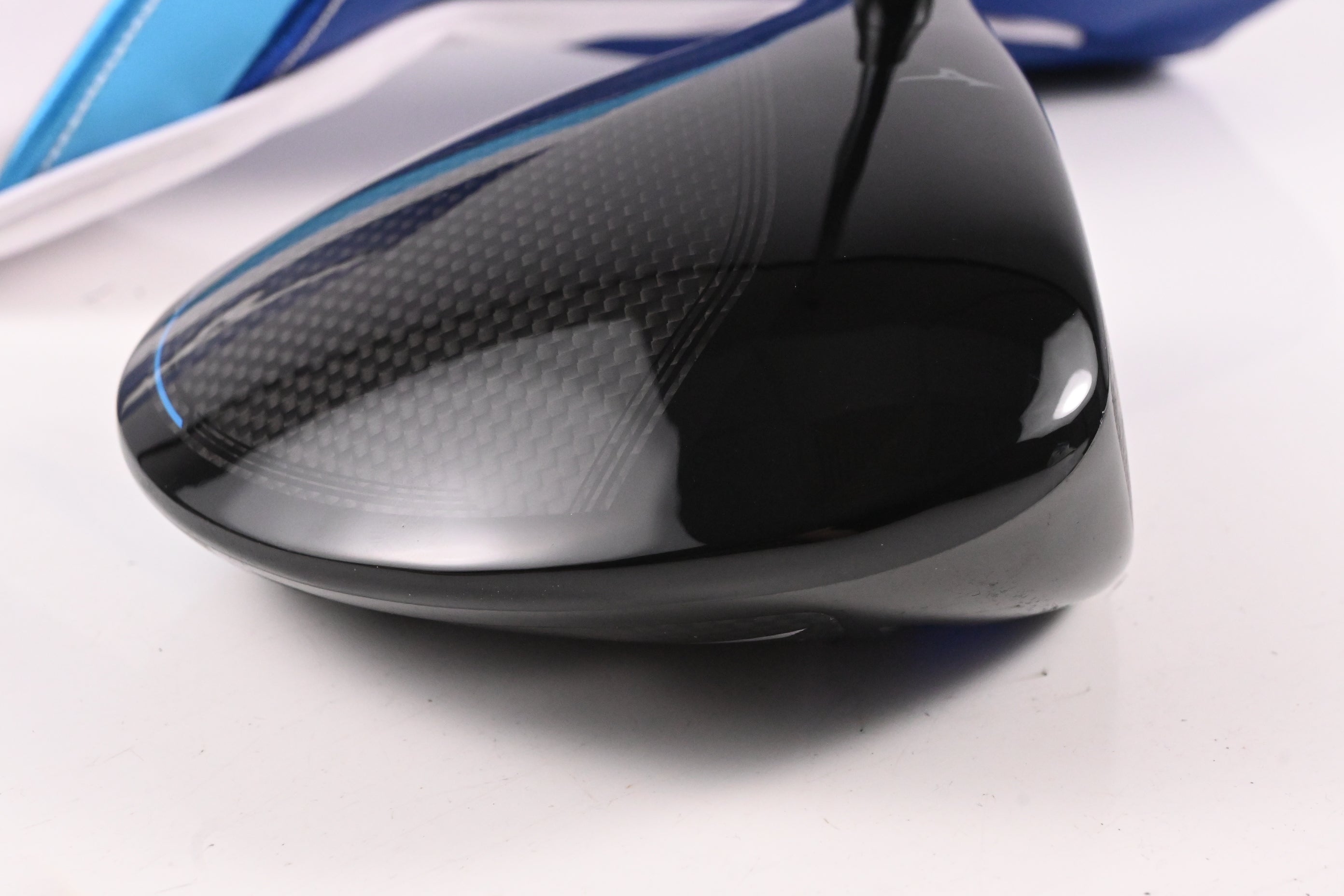 Mizuno ST-Max 230 Driver / 10.5 Degree / Regular Flex UST LinQ Red 5 M40X Shaft