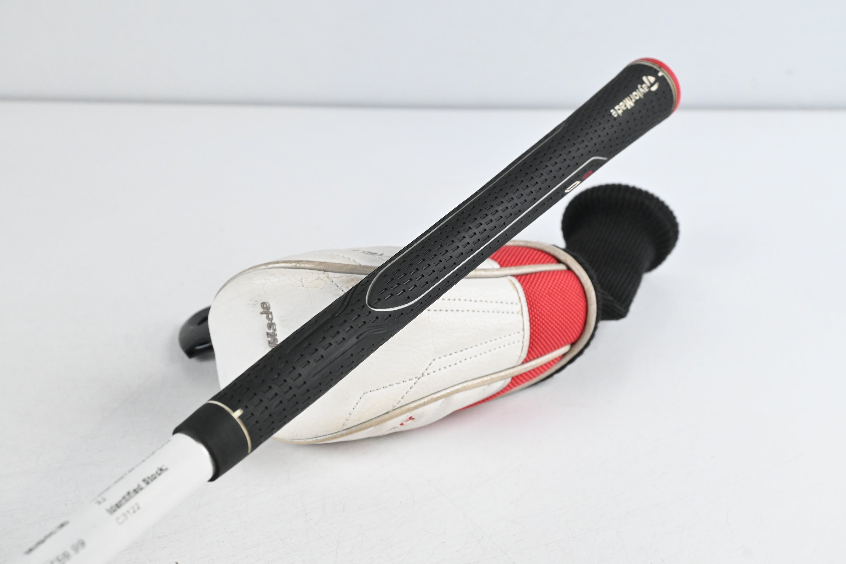 Taylormade Aeroburner #4 Hybrid / 22 Degree / Regular Flex Matrix Speed Rul-Z 70
