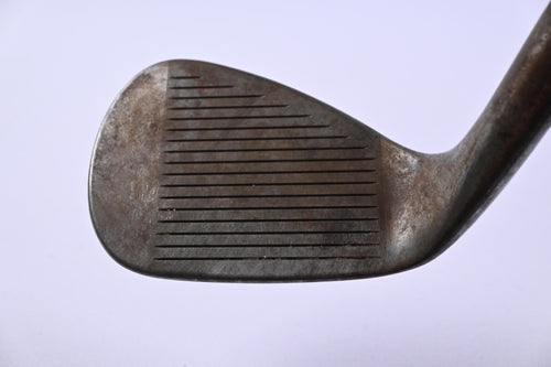 Titleist Vokey SM10 Gap Wedge / 52 Degree / Regular Flex DG Mid 100 R300 Shaft