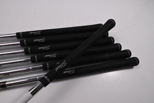 Titleist 712 AP1 Irons / 4-PW / X-Flex Dynamic Gold X100 Shafts