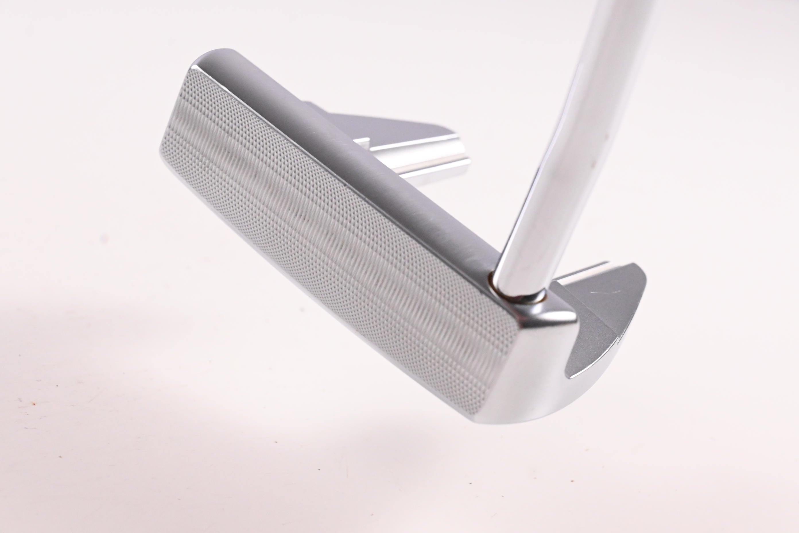 Mizuno M-Craft White Satin VI Putter / 34 Inch