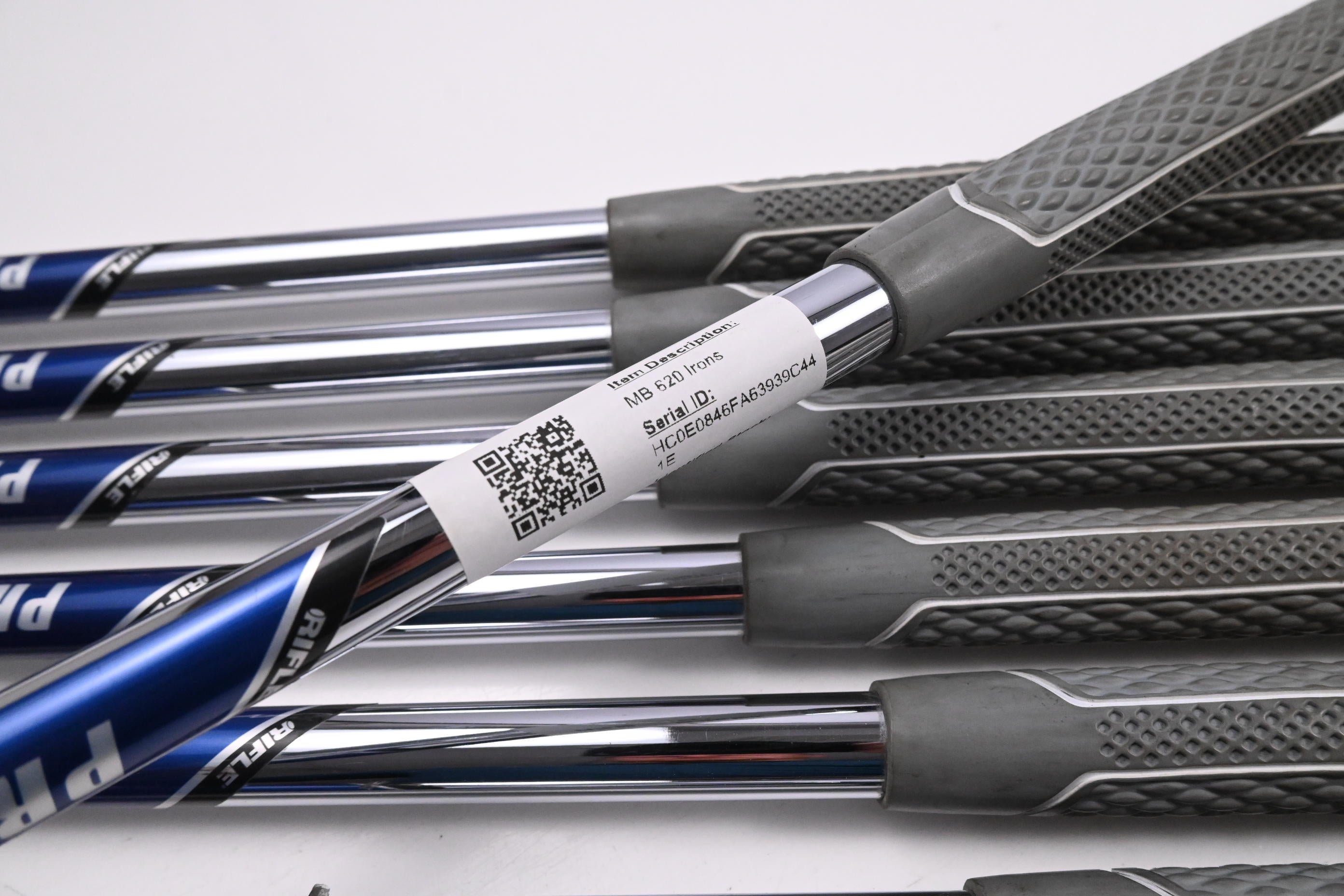 Titleist MB 620 Irons / 4-PW / Stiff Flex Project X Rifle Shafts