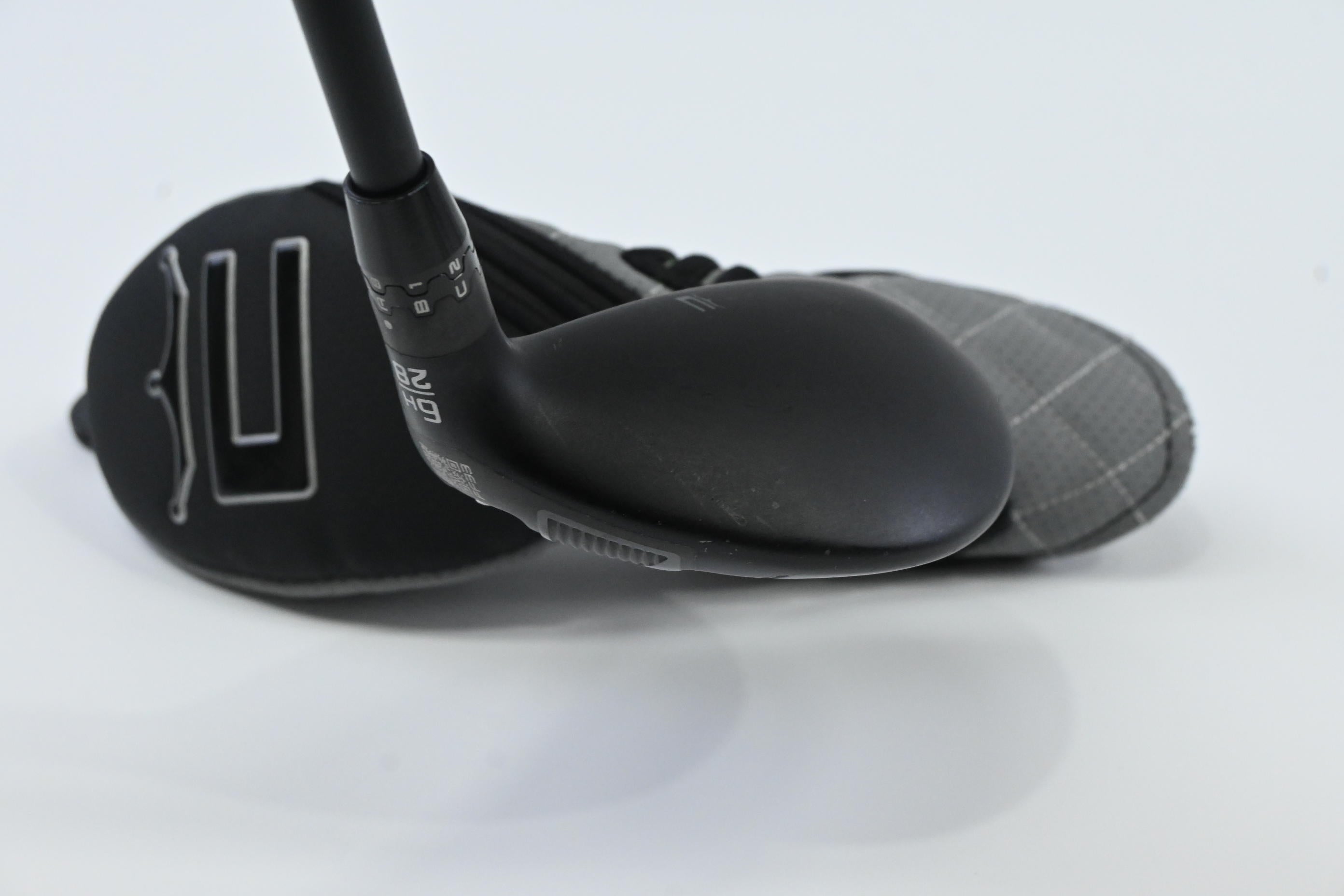 Cobra OPTM #6 Hybrid / 28 Degree / Regular Flex KBS PG Hybrid 75 Shaft