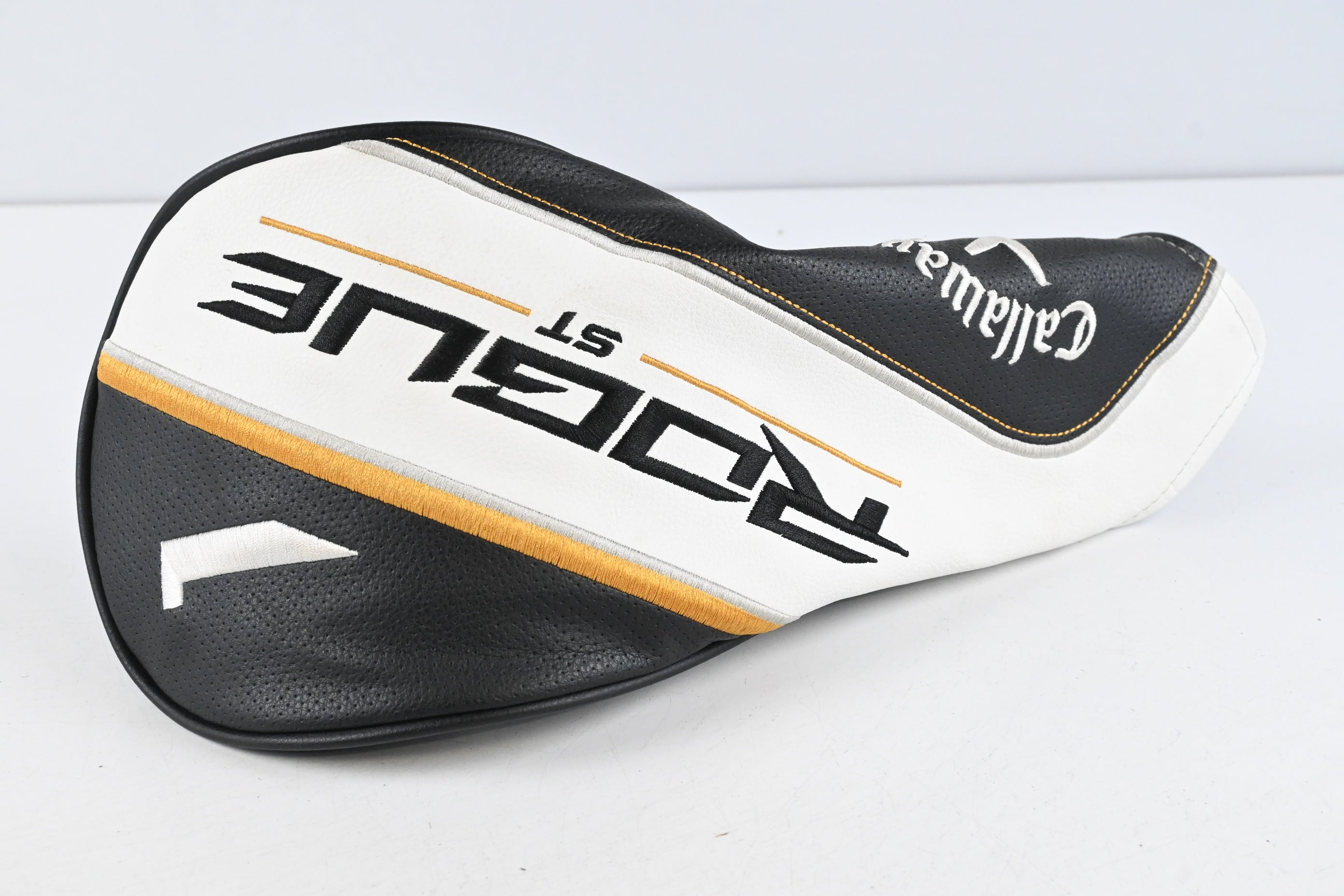 Callaway Rogue ST MAX D Driver / 10.5 Degree / Regular Flex Recoil ES 450