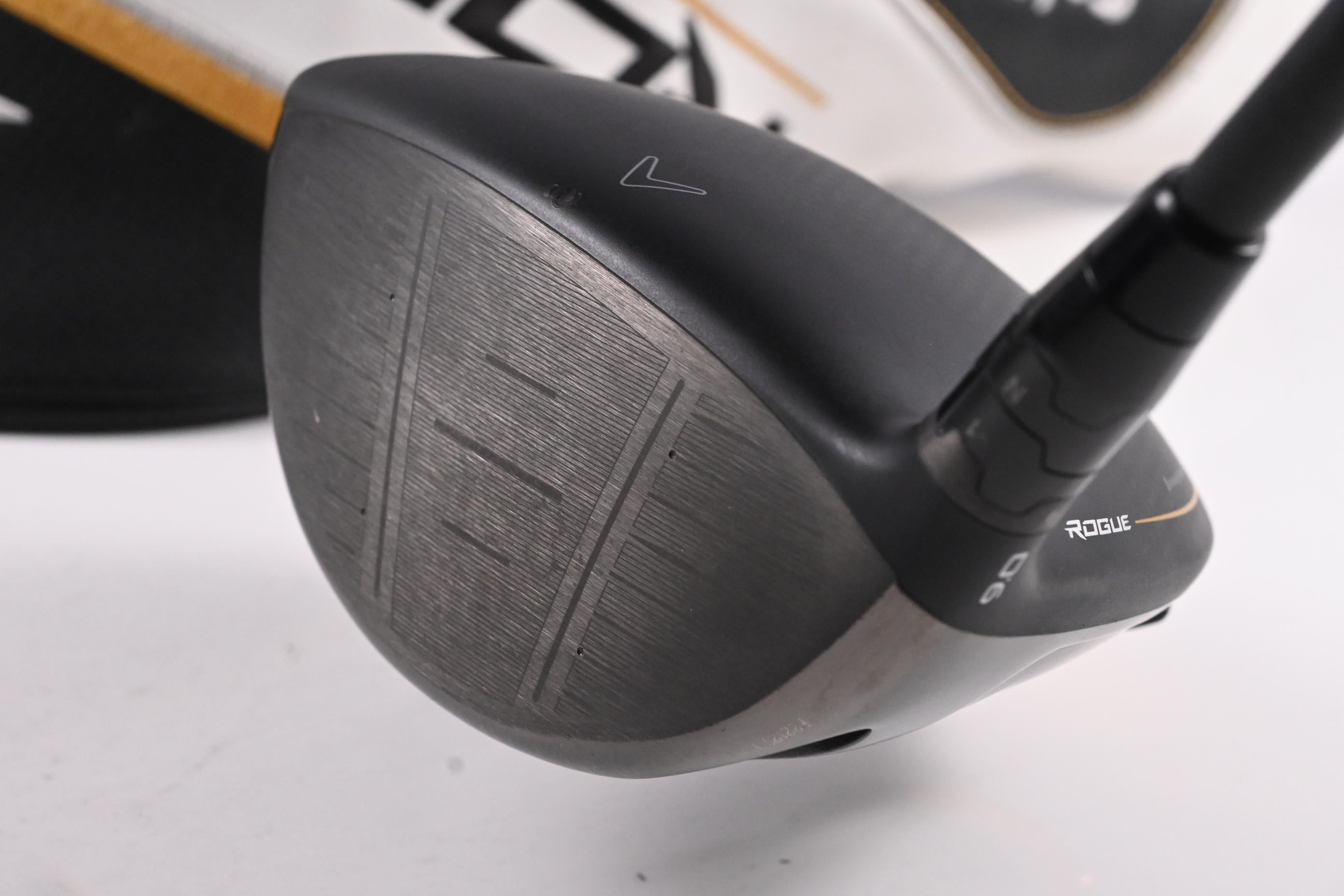 Callaway Rogue ST MAX LS Driver / 9 Degree / Regular Flex Tour AD IZ-4 Shaft