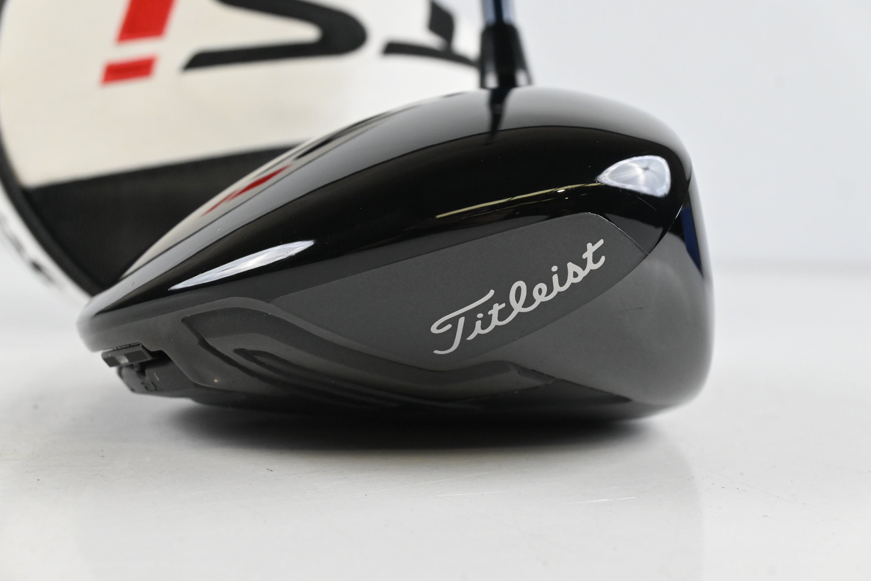 Titleist TSi3 Driver / 10 Degree / Regular Flex Fujikura Ventus Blue 5 Velocore