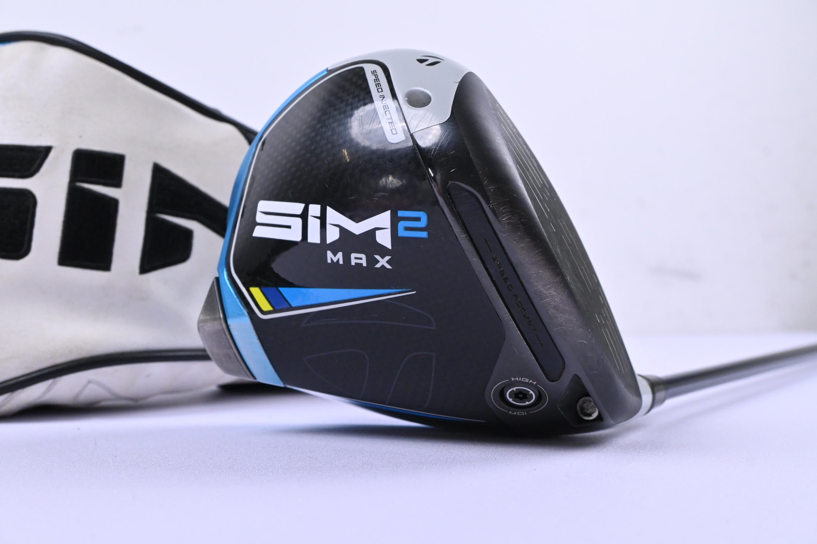 Taylormade SIM2 Max Driver / 10.5 Degree / Regular Flex Fujikura Ventus Blue 5