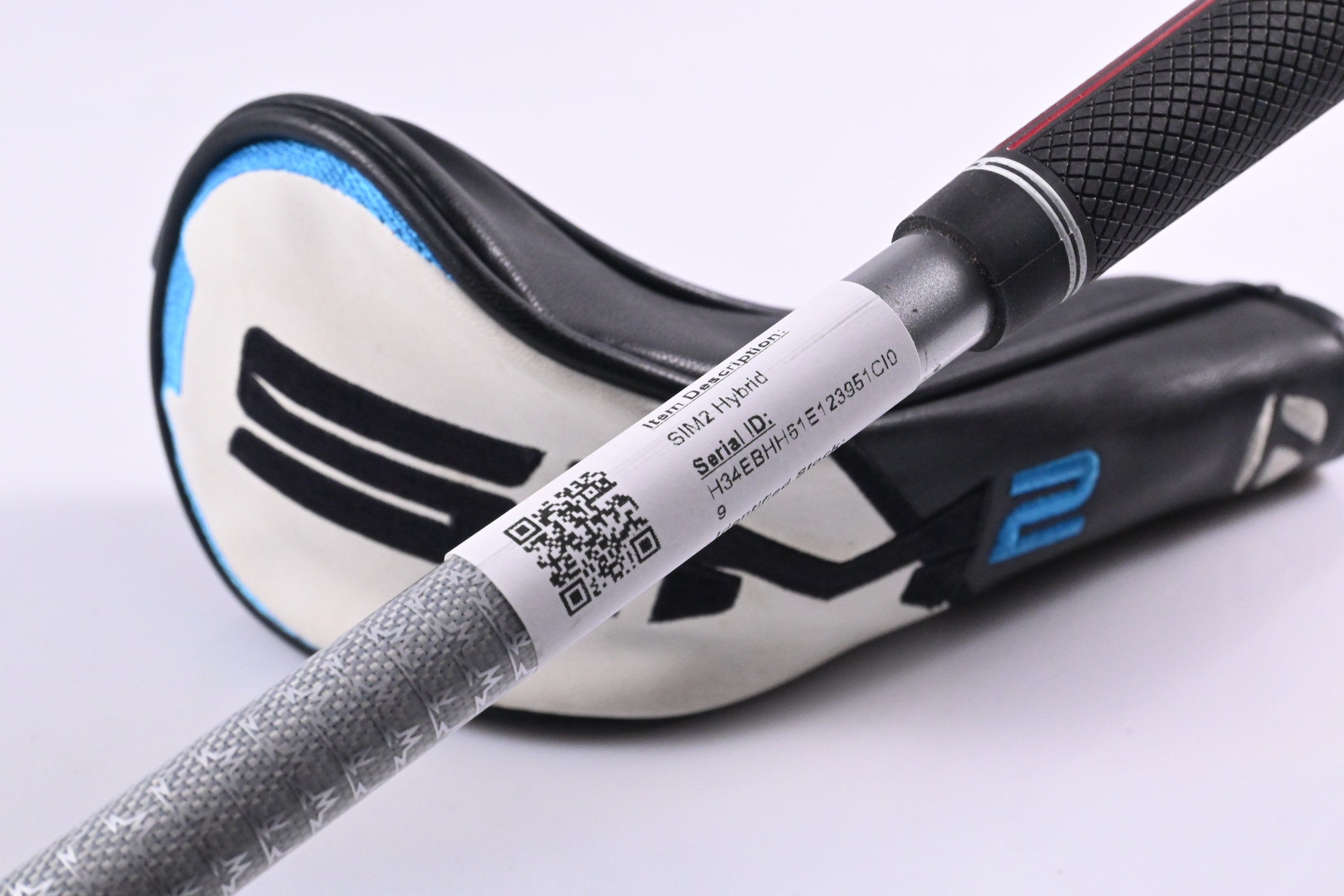 Taylormade SIM2 #2 Hybrid / 17 Degree / Stiff Flex Tensei AV Raw Blue 80 Shaft