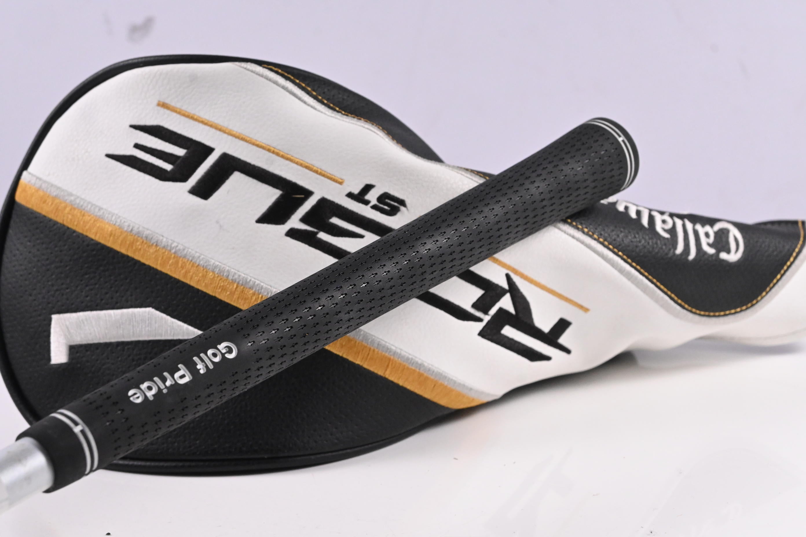 Callaway Rogue ST MAX LS Driver / 9 Degree / Regular Flex Tour AD IZ-4 Shaft