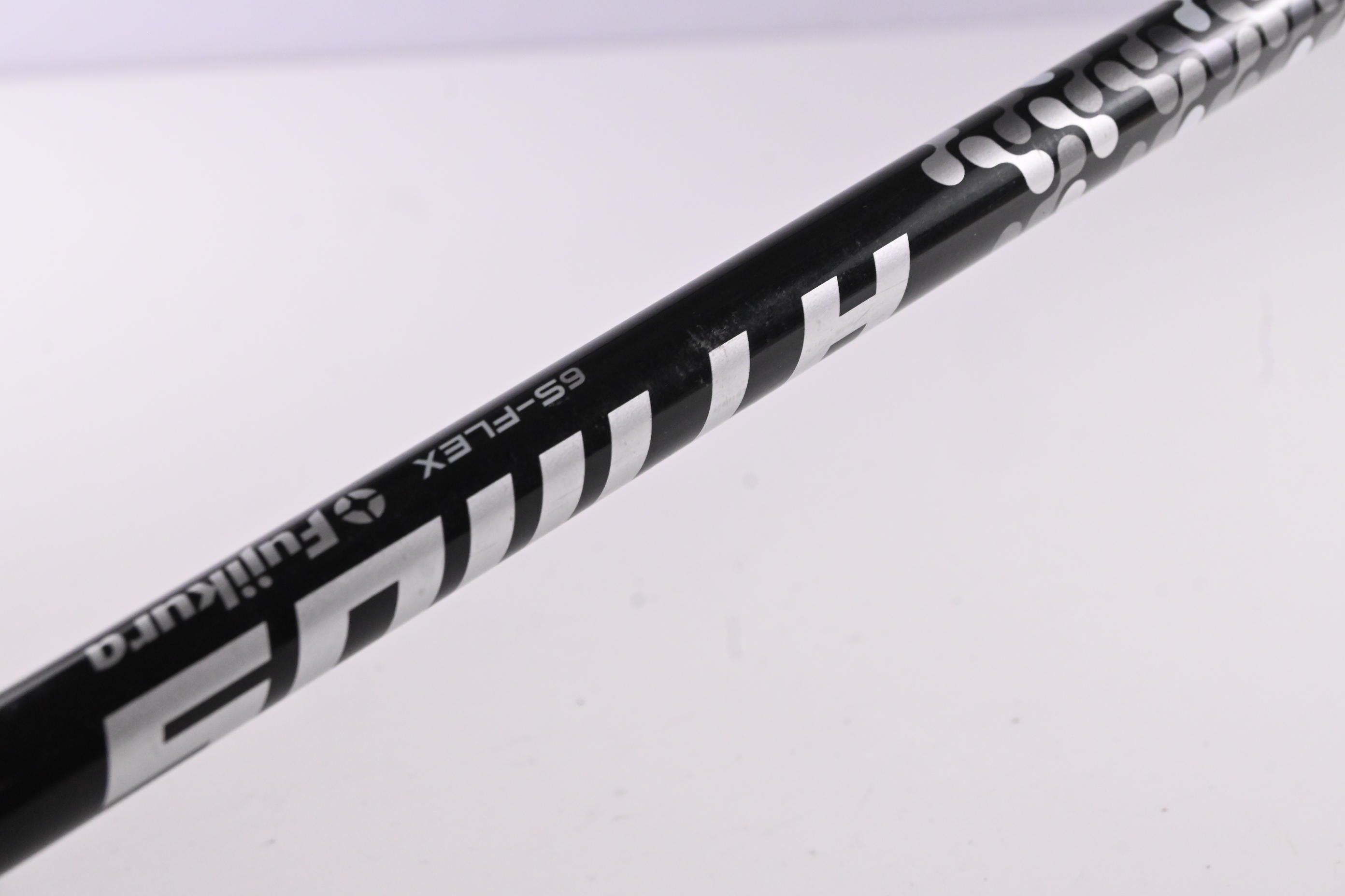 Taylormade M6 Driver / 9 Degree / Stiff Flex Fujikura Atmos Black 6 Shaft