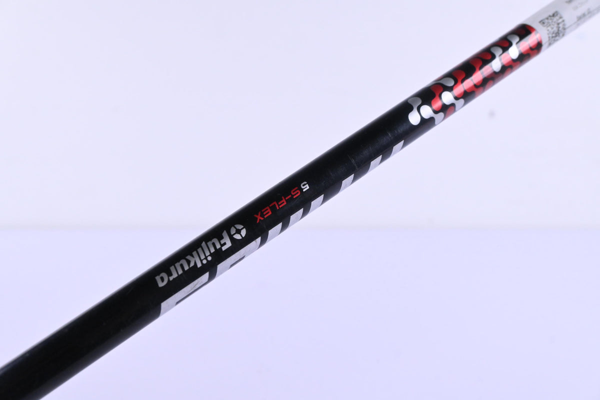 Taylormade M4 Driver / 10.5 Degree / Stiff Flex Fujikura Atmos Red 5 Shaft