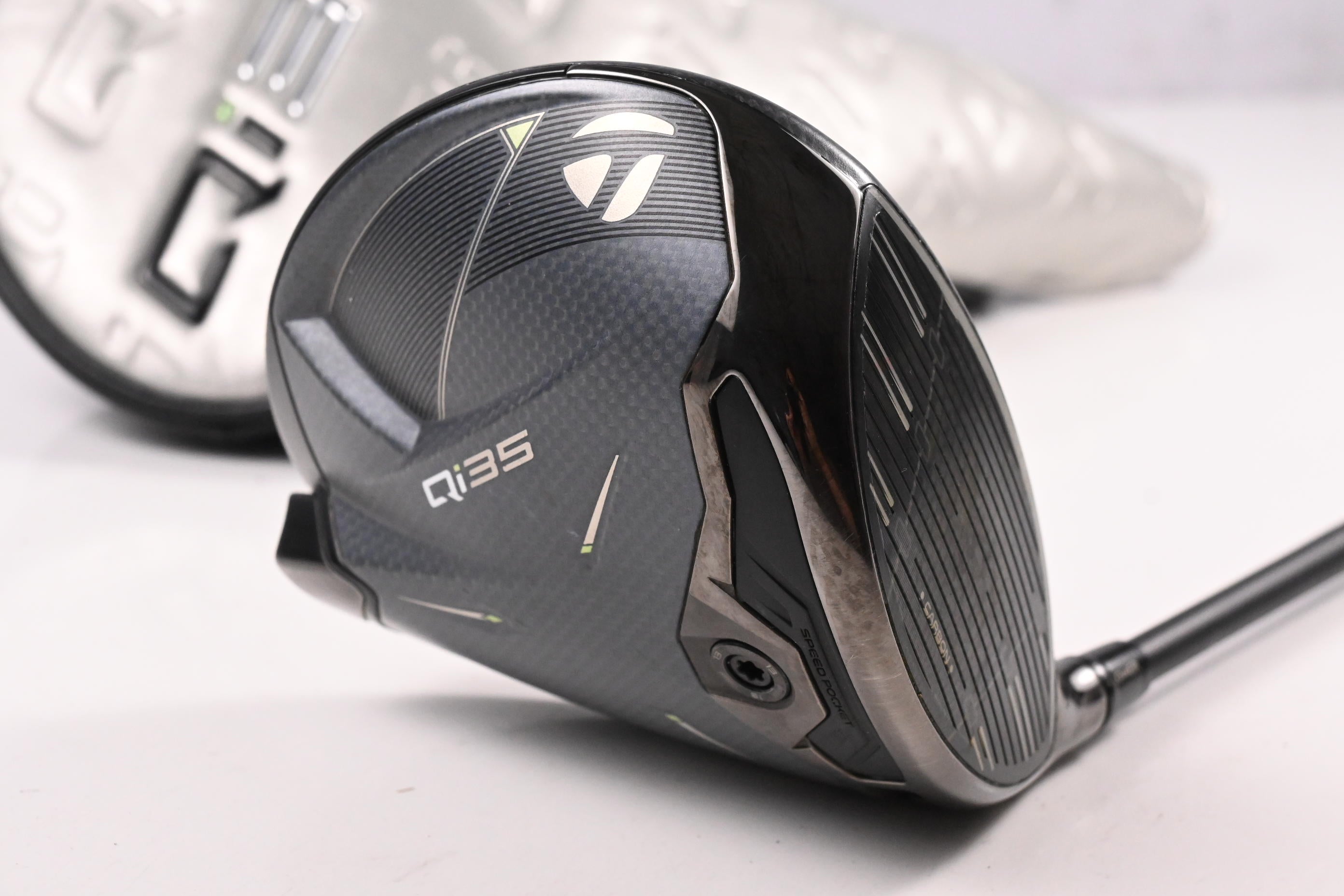 Taylormade Qi35 Driver / 9 Degree / Stiff Flex Kai`li White 60 Shaft