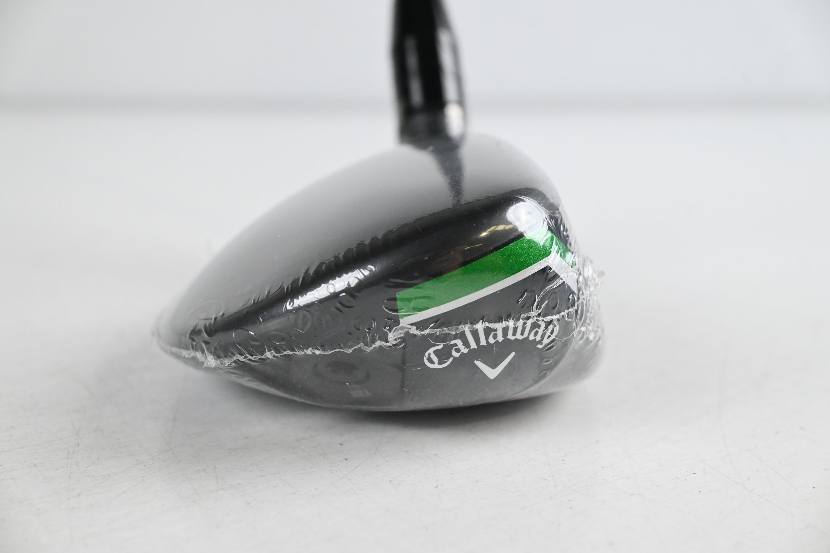 Callaway Elyte X #4 Hybrid / 21 Degree / Regular Flex Denali Charcoal 60 Shaft