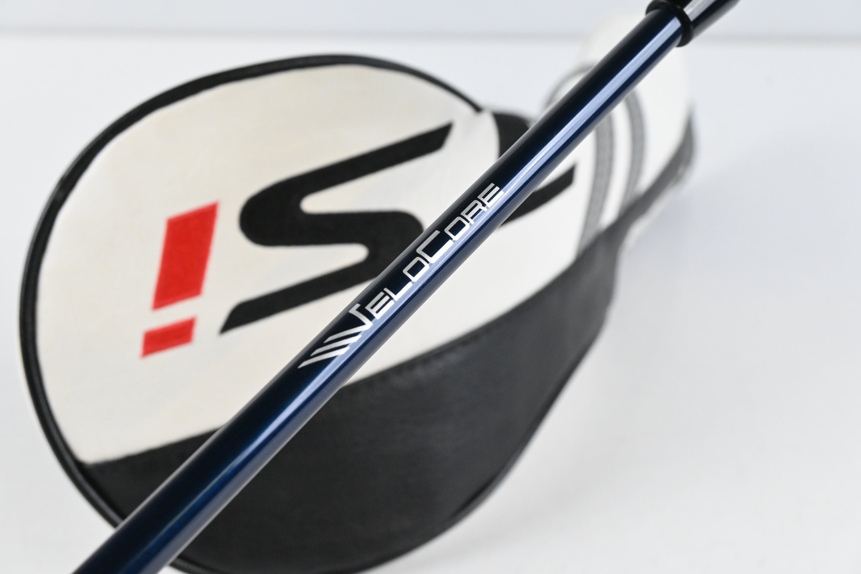 Titleist TSi3 Driver / 10 Degree / Regular Flex Fujikura Ventus Blue 5 Velocore