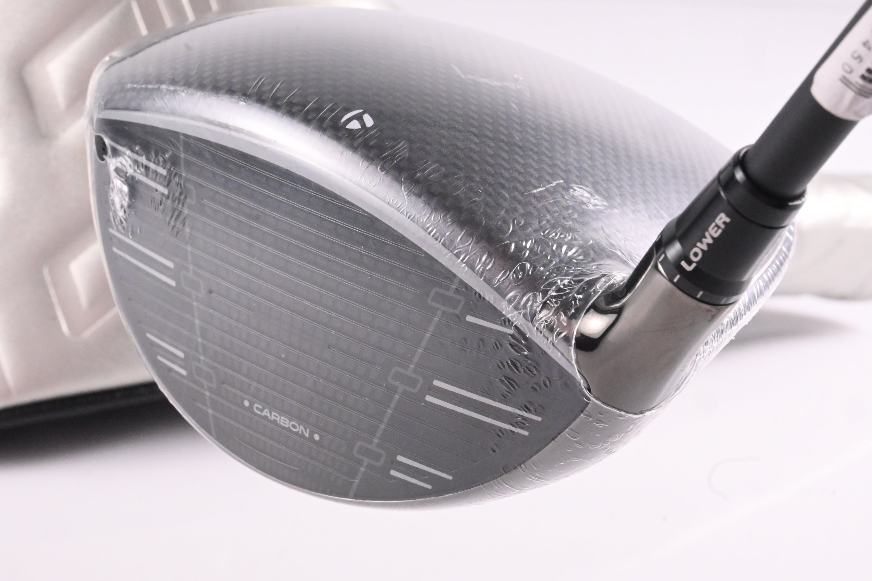 Taylormade Qi35 Max Lite Driver / 10.5 Degree / Regular Flex Vanquish 4 Shaft