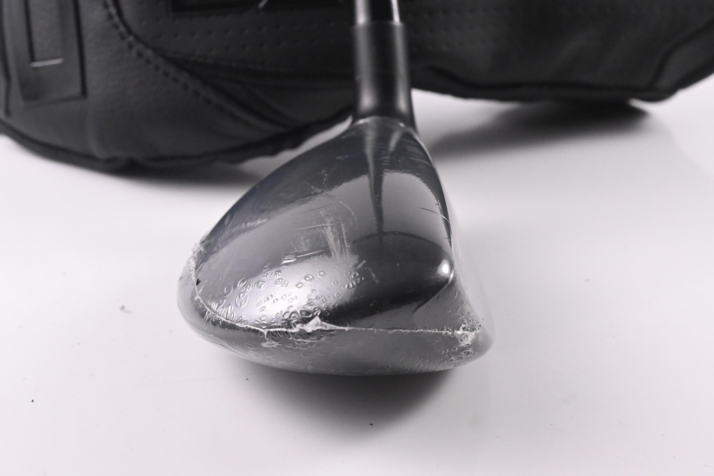Cobra Darkspeed #4 Hybrid / 21 Degree / Stiff Flex HZRDUS Black Gen4 90 Shaft