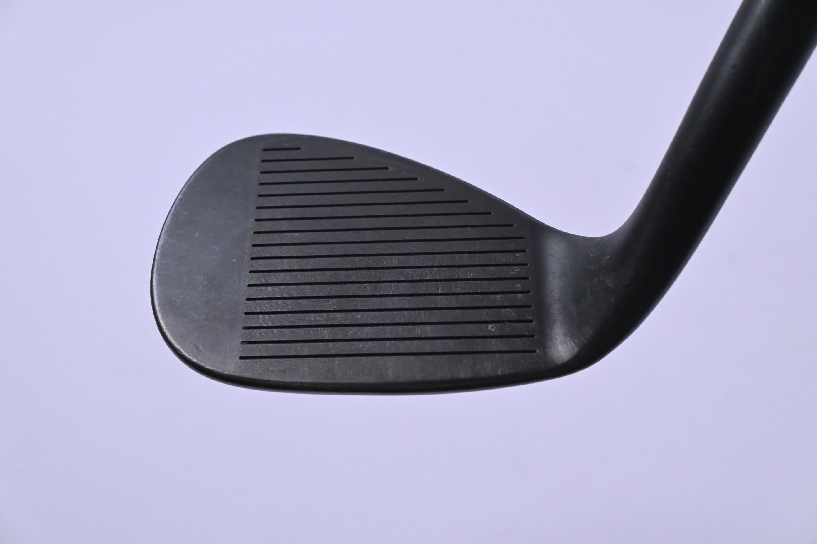 Cobra Snakebite 2023 Black Gap Wedge / 50 Degree / Stiff Flex KBS HI-REV 2.0 125