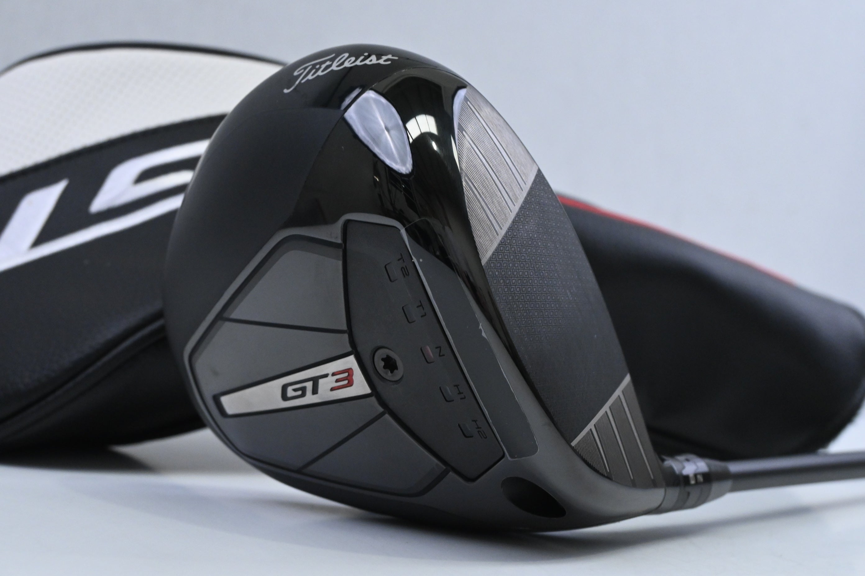 Titleist GT3 Driver / 8 Degree / Stiff Flex HZRDUS Gen5 Black 60 Shaft
