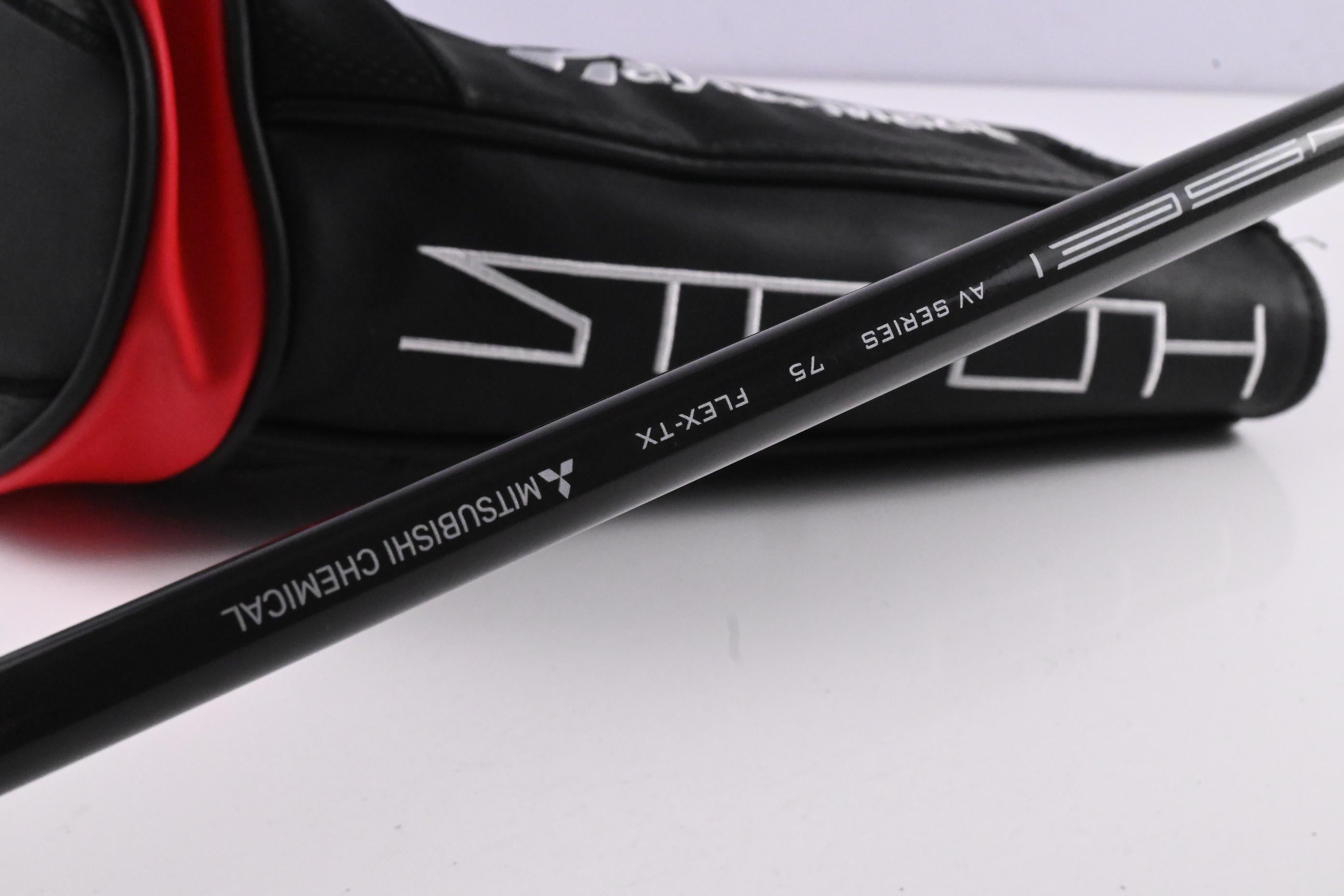 Left Hand Taylormade Stealth Plus Driver / 9 Degree / TX-Flex Tensei AV Raw 75